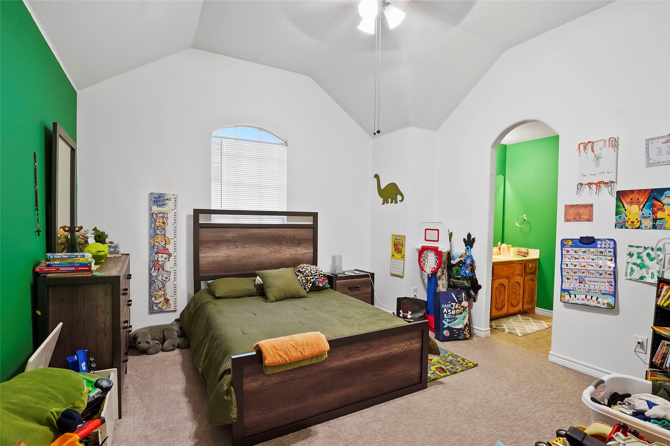 1549 Alamo Bell Way