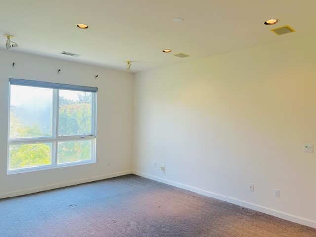 4060 Travis Street 15