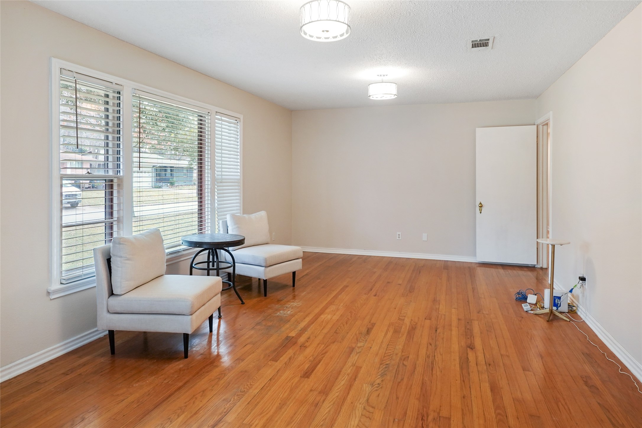 2711 Santa Cruz Drive