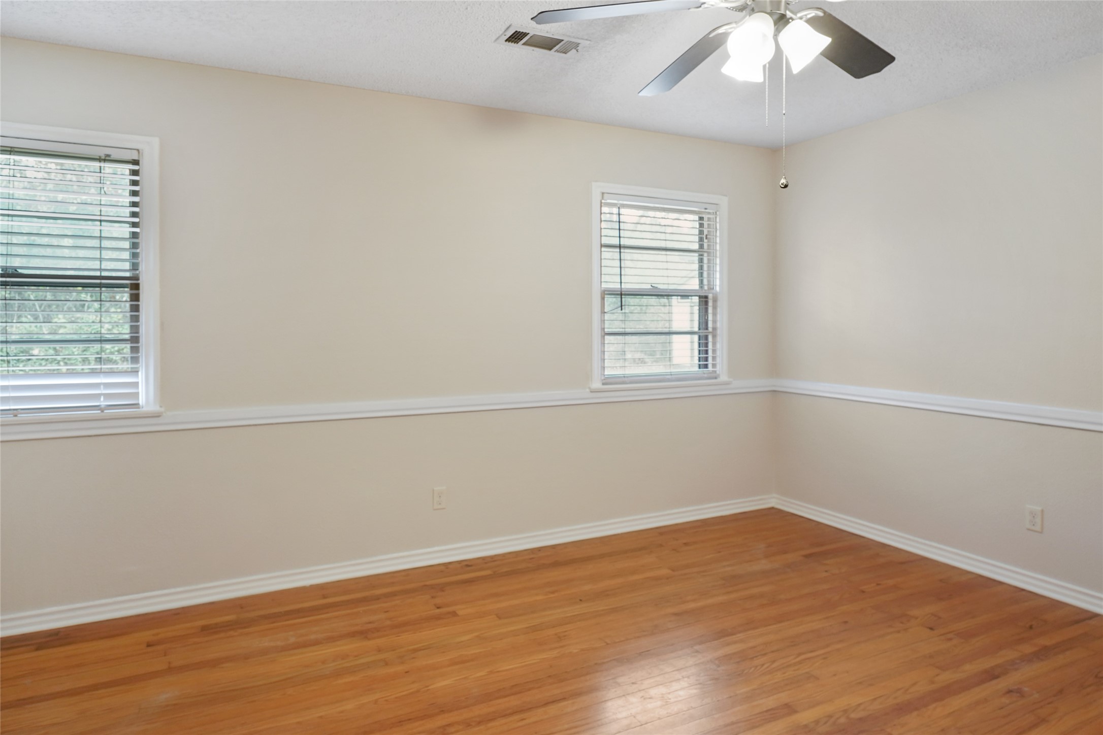 2711 Santa Cruz Drive