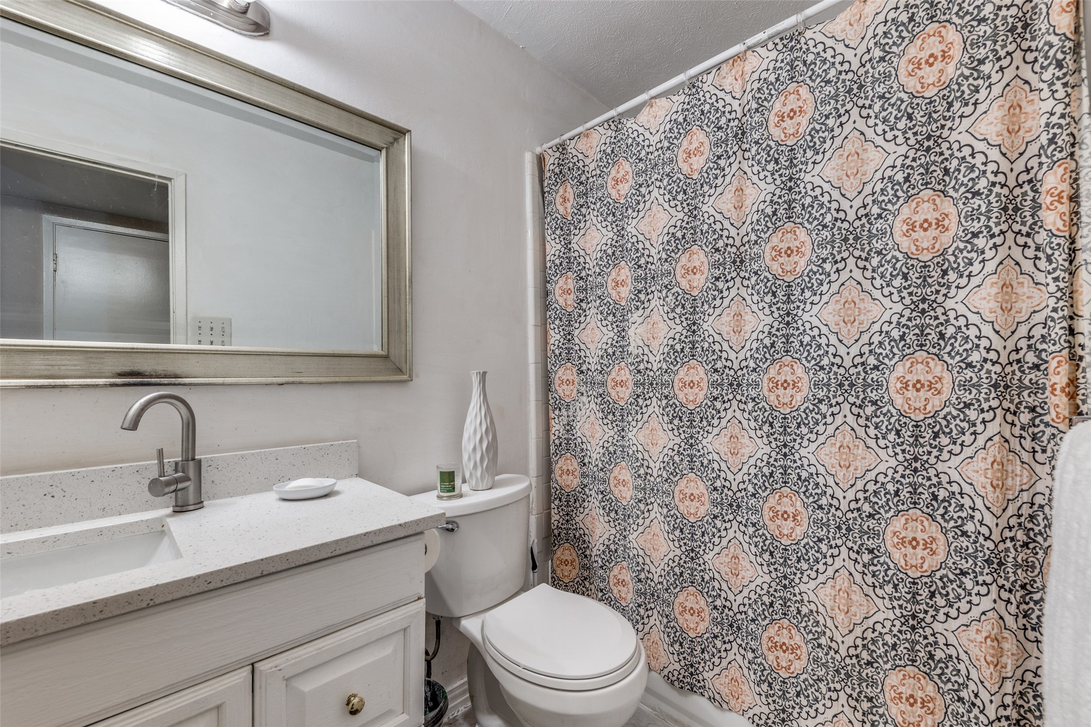3105 Eastpark Drive