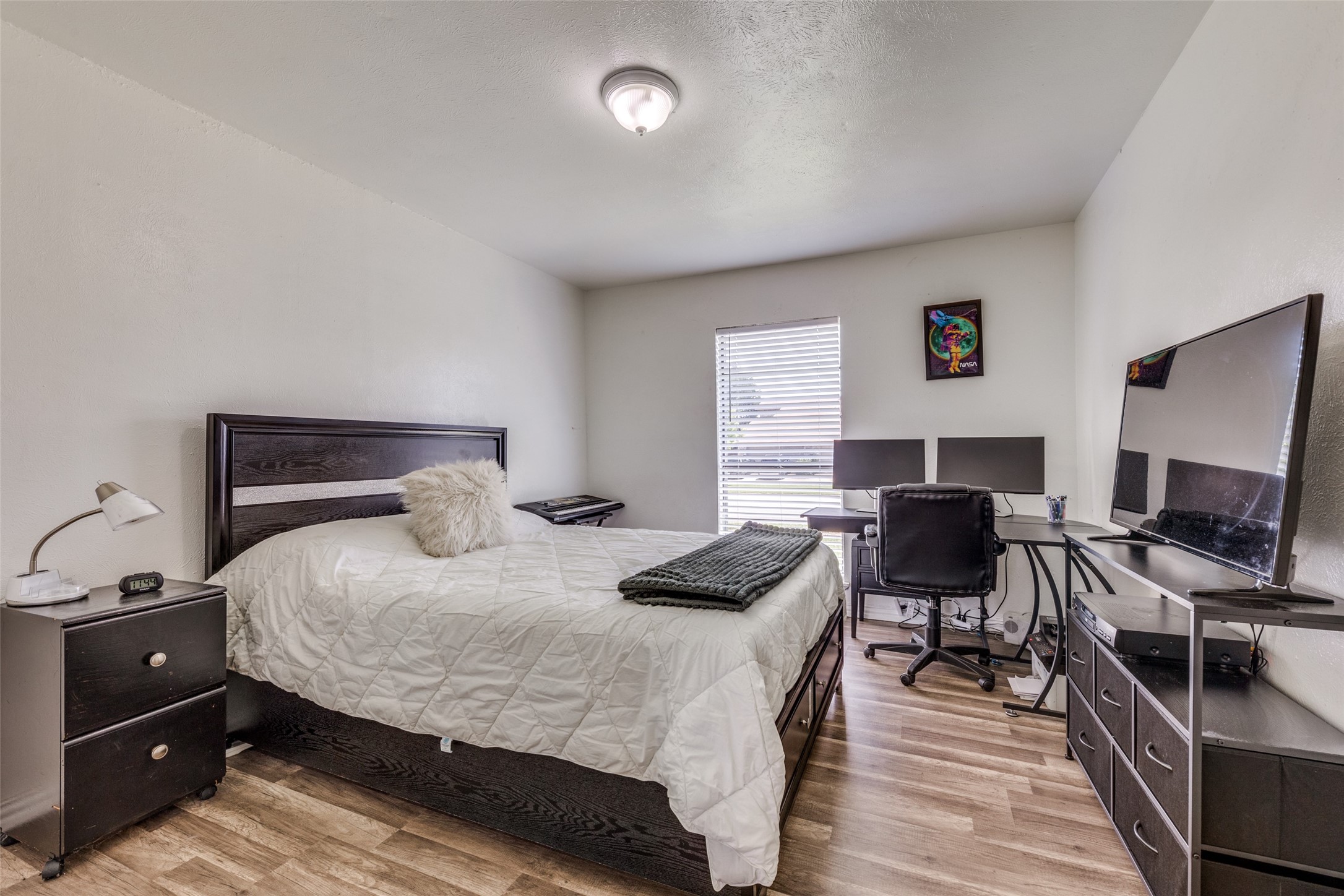 3105 Eastpark Drive