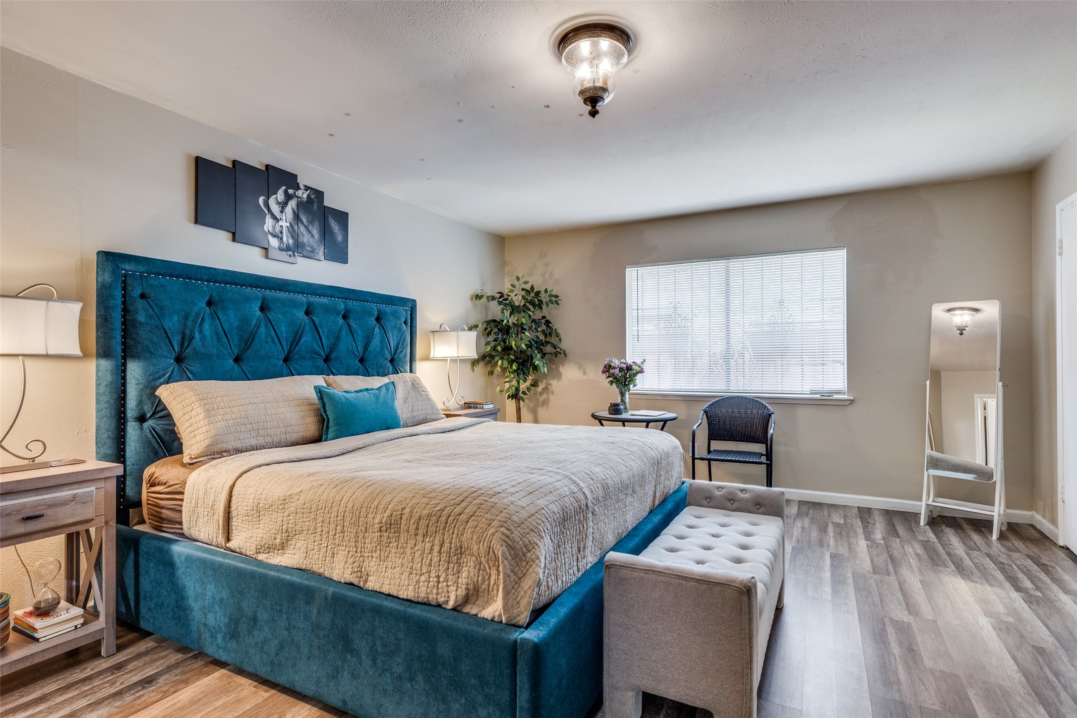 3105 Eastpark Drive