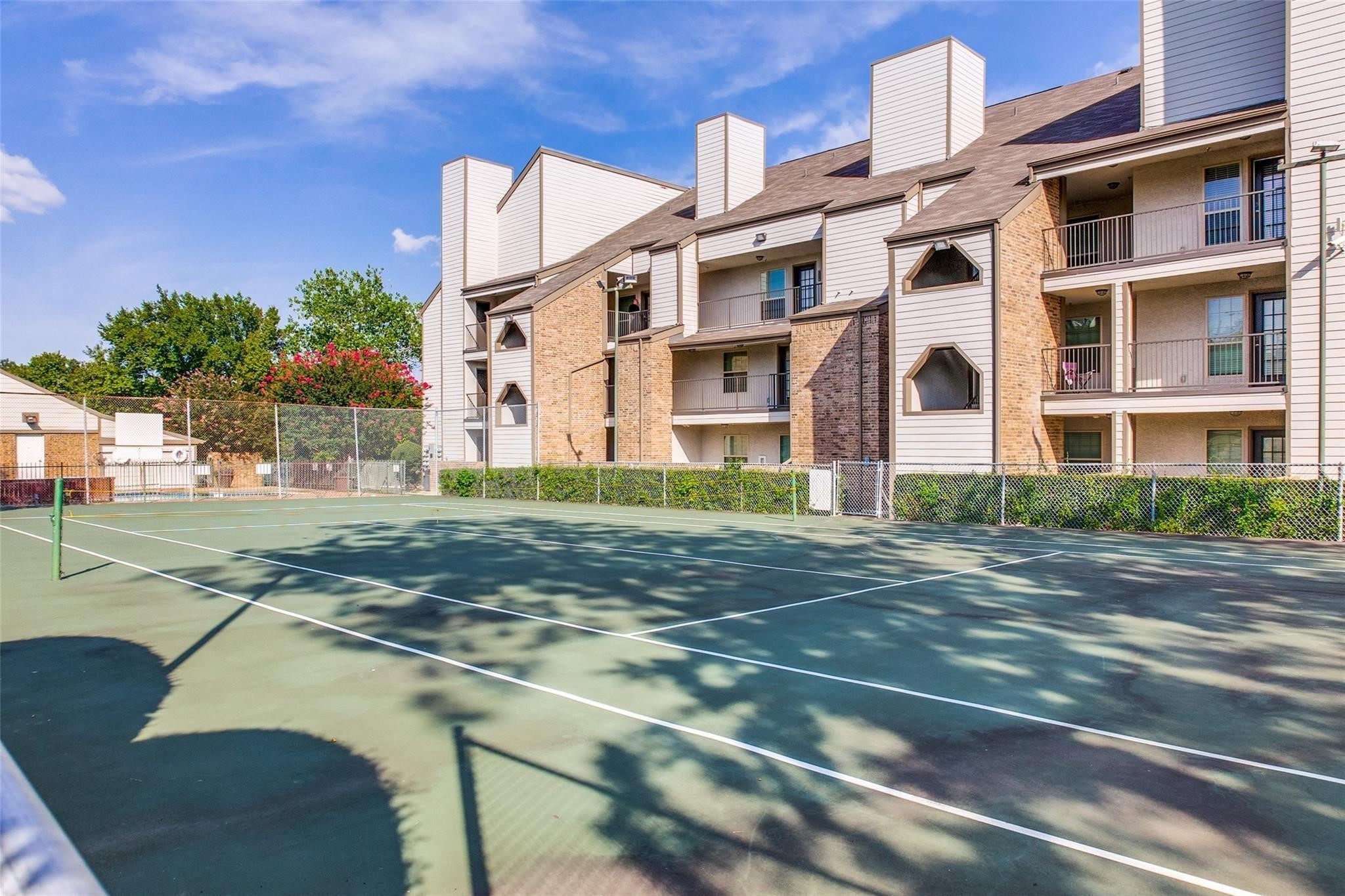 6108 Abrams Road 601