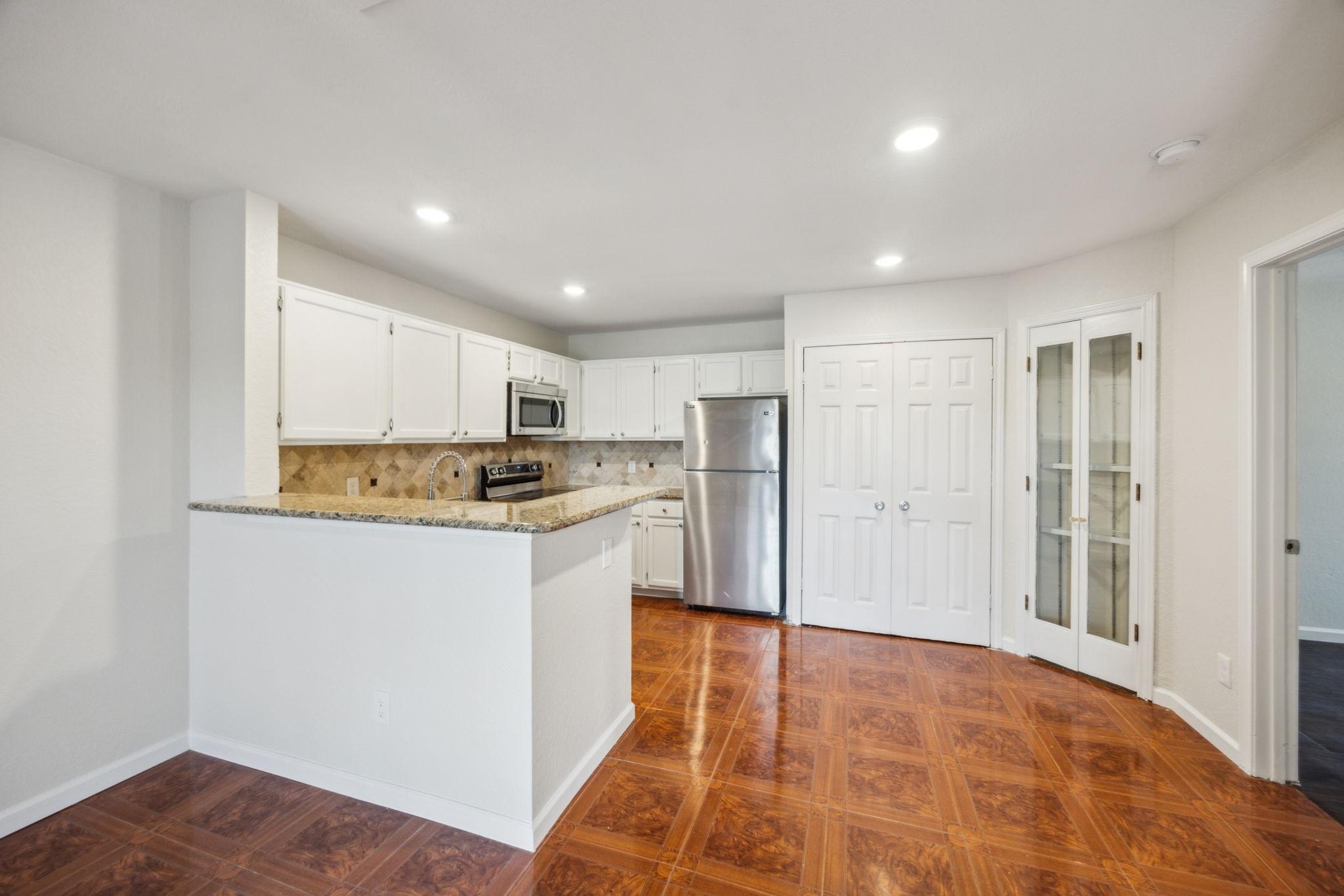 6108 Abrams Road 601