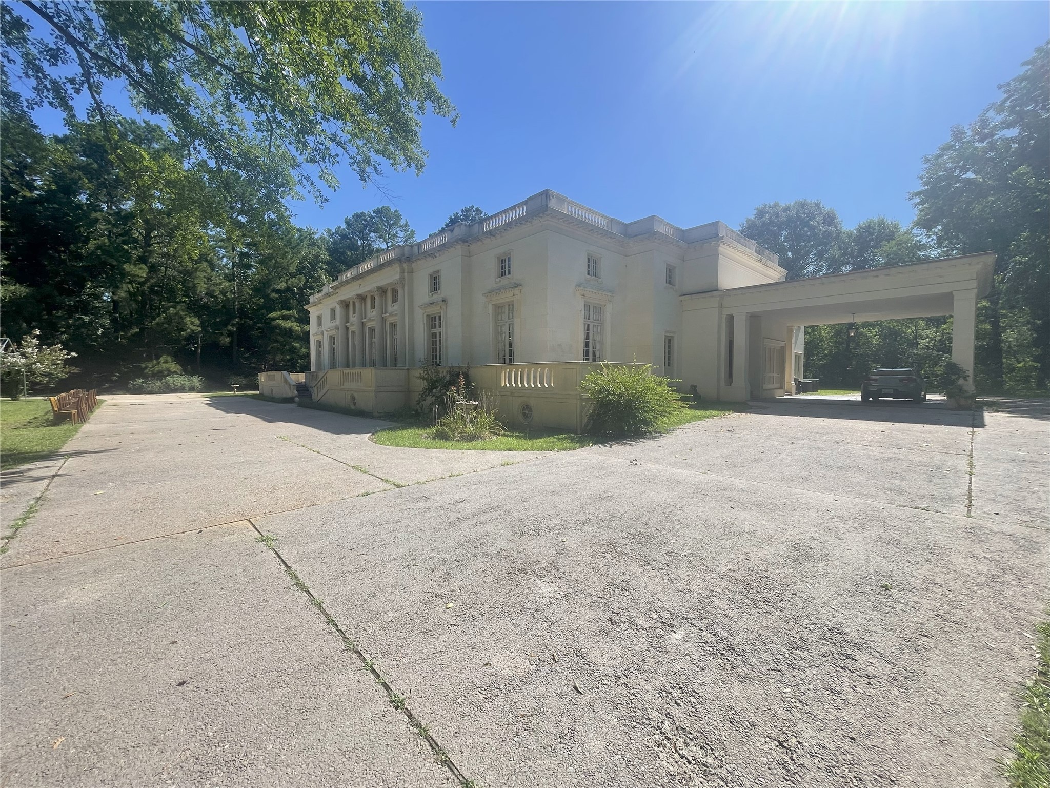 802 N Louise Street