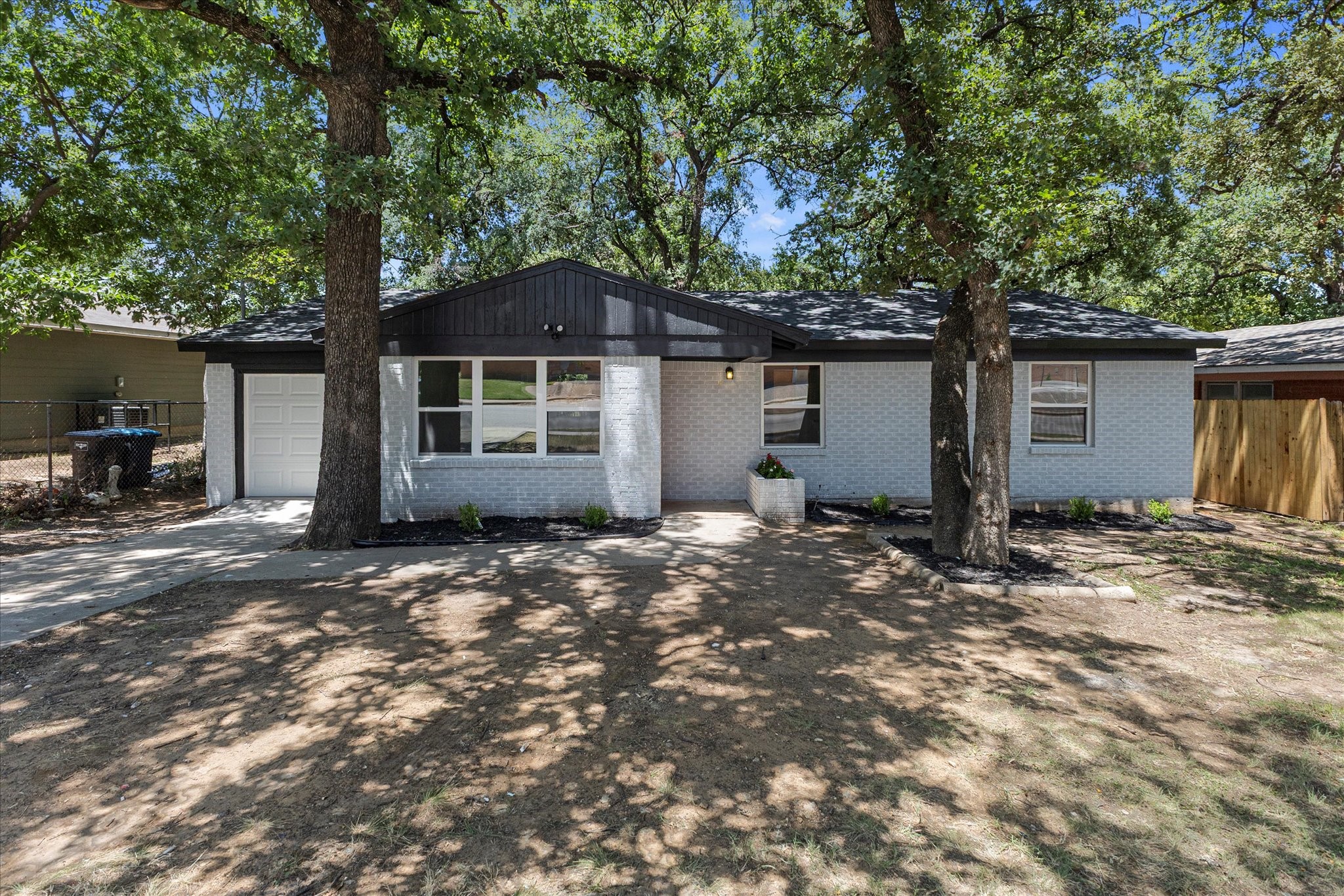 2549 Hunting Drive