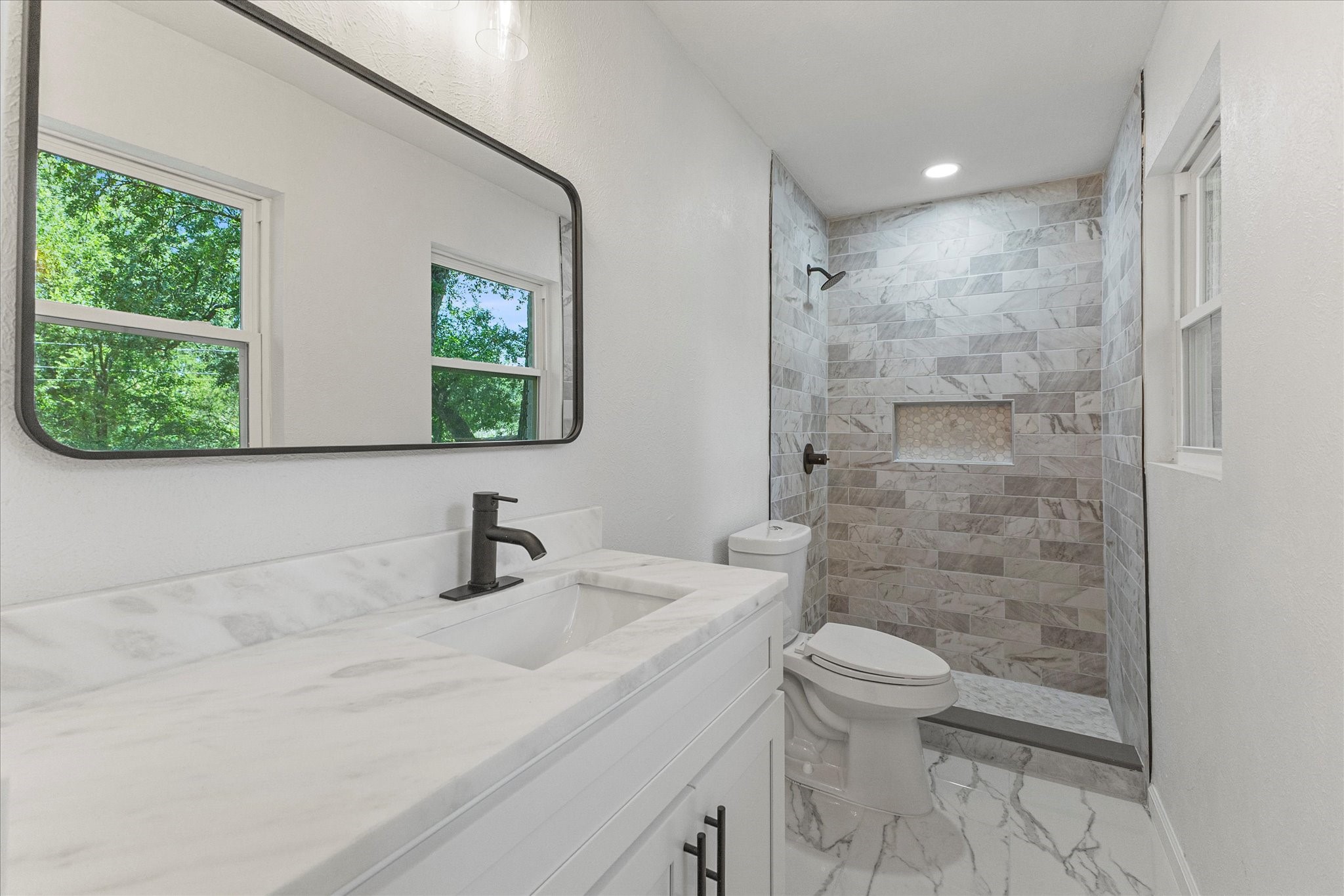 2549 Hunting Drive