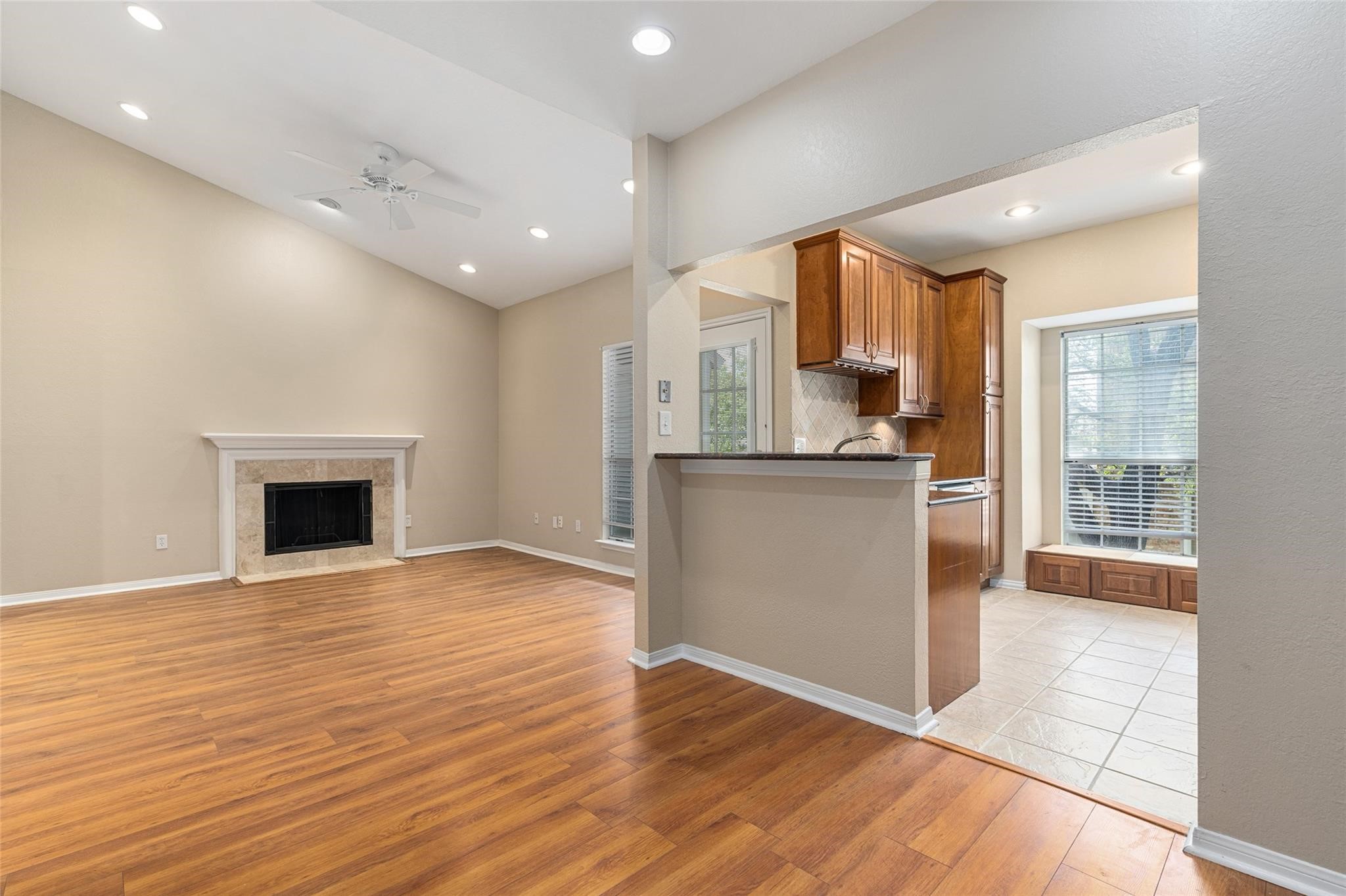 8600 Coppertowne Lane 2001