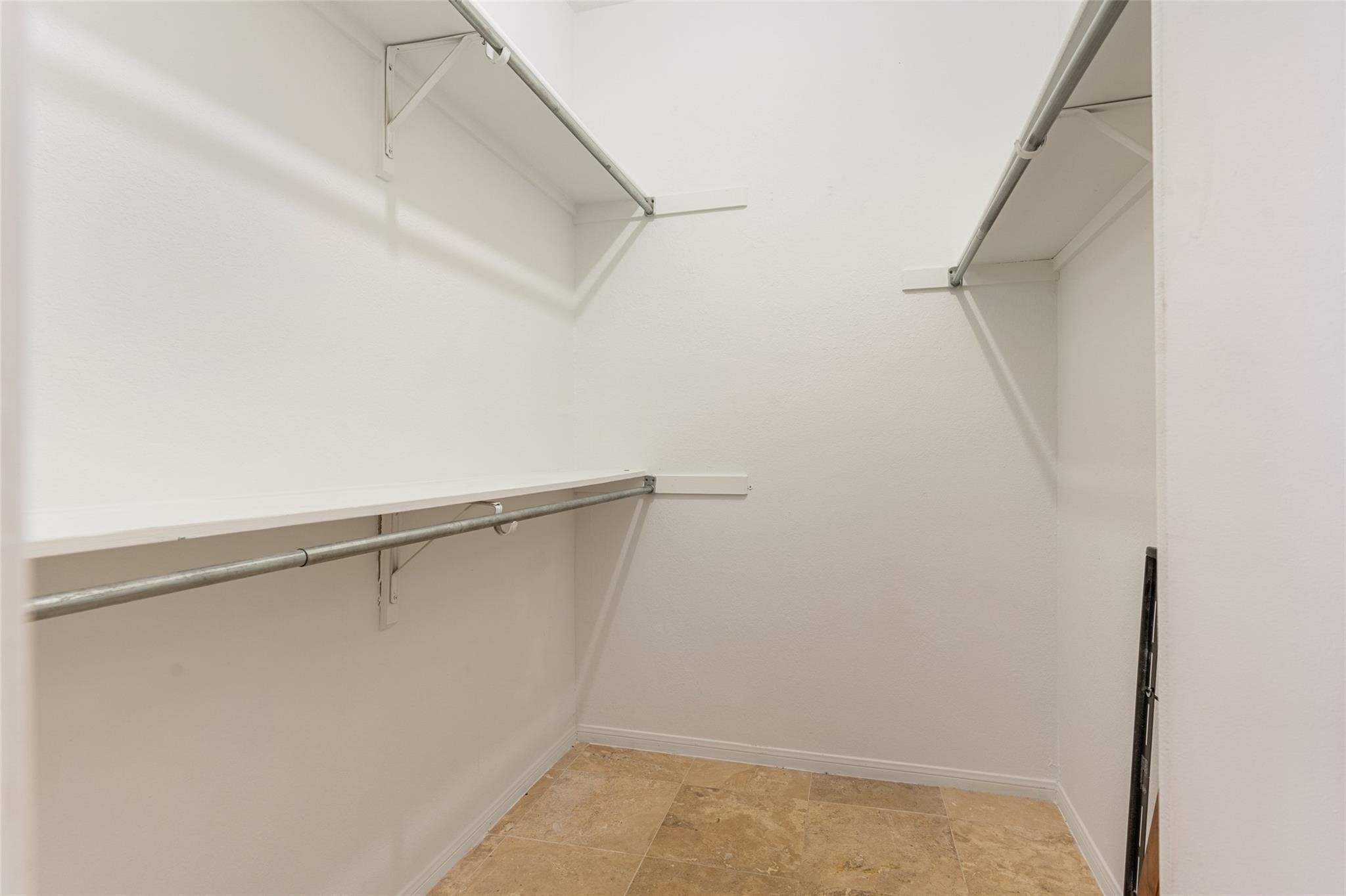 8600 Coppertowne Lane 2001