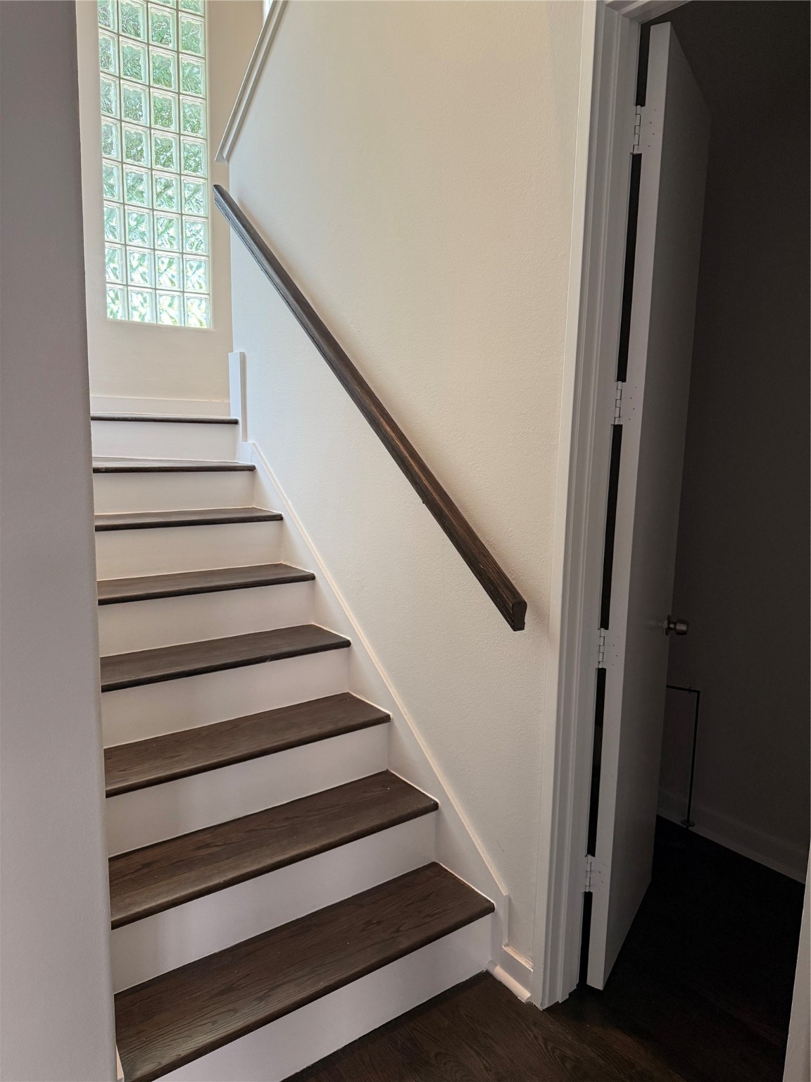 4119 Throckmorton Street