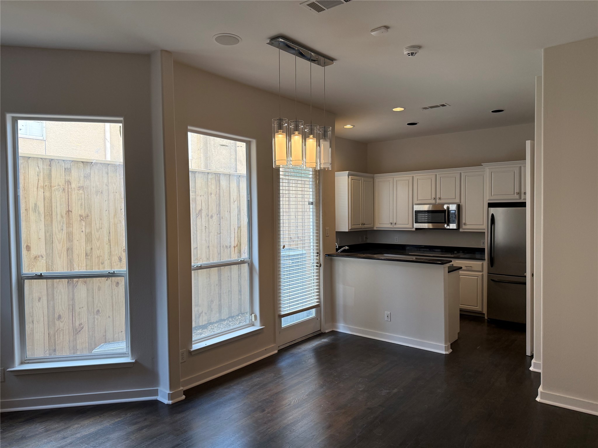 4119 Throckmorton Street