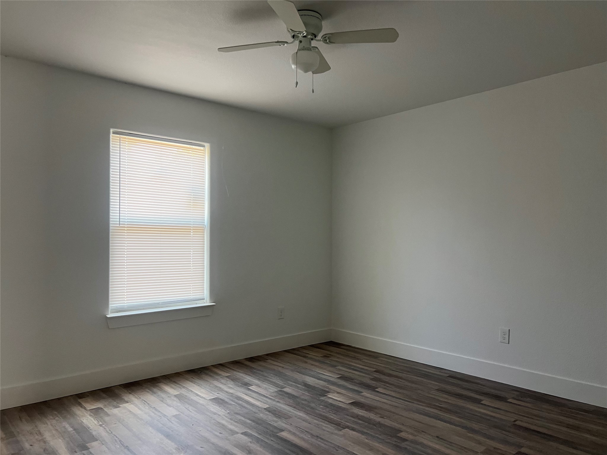 1403 S Marsalis Avenue