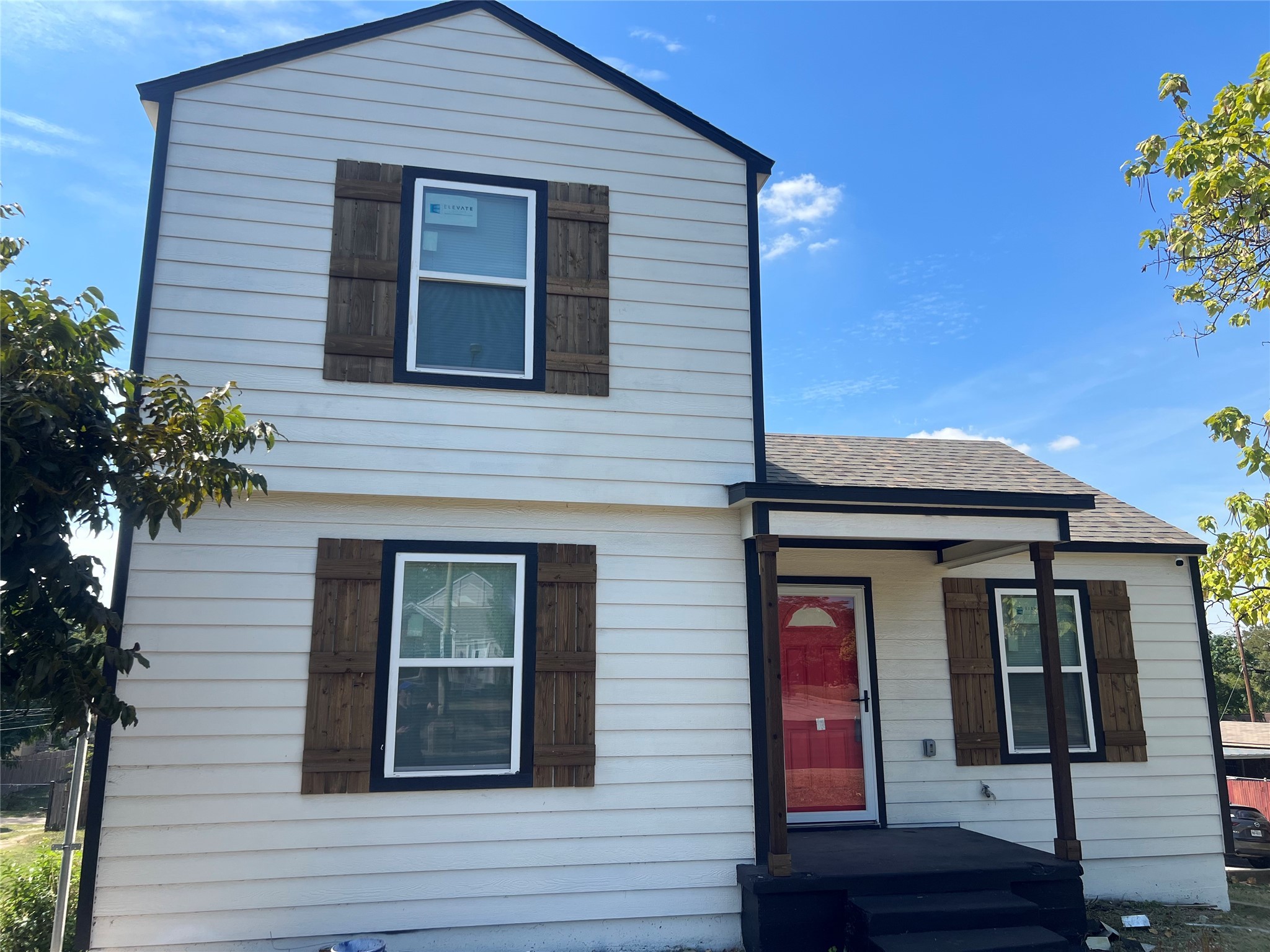 1403 S Marsalis Avenue