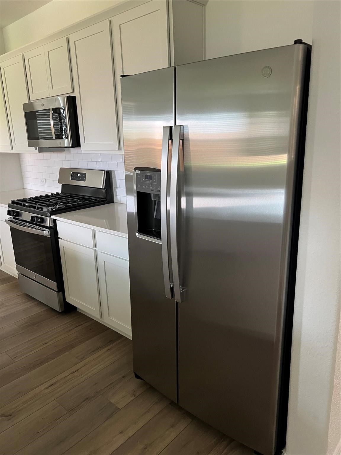 8024 Acanthus Street