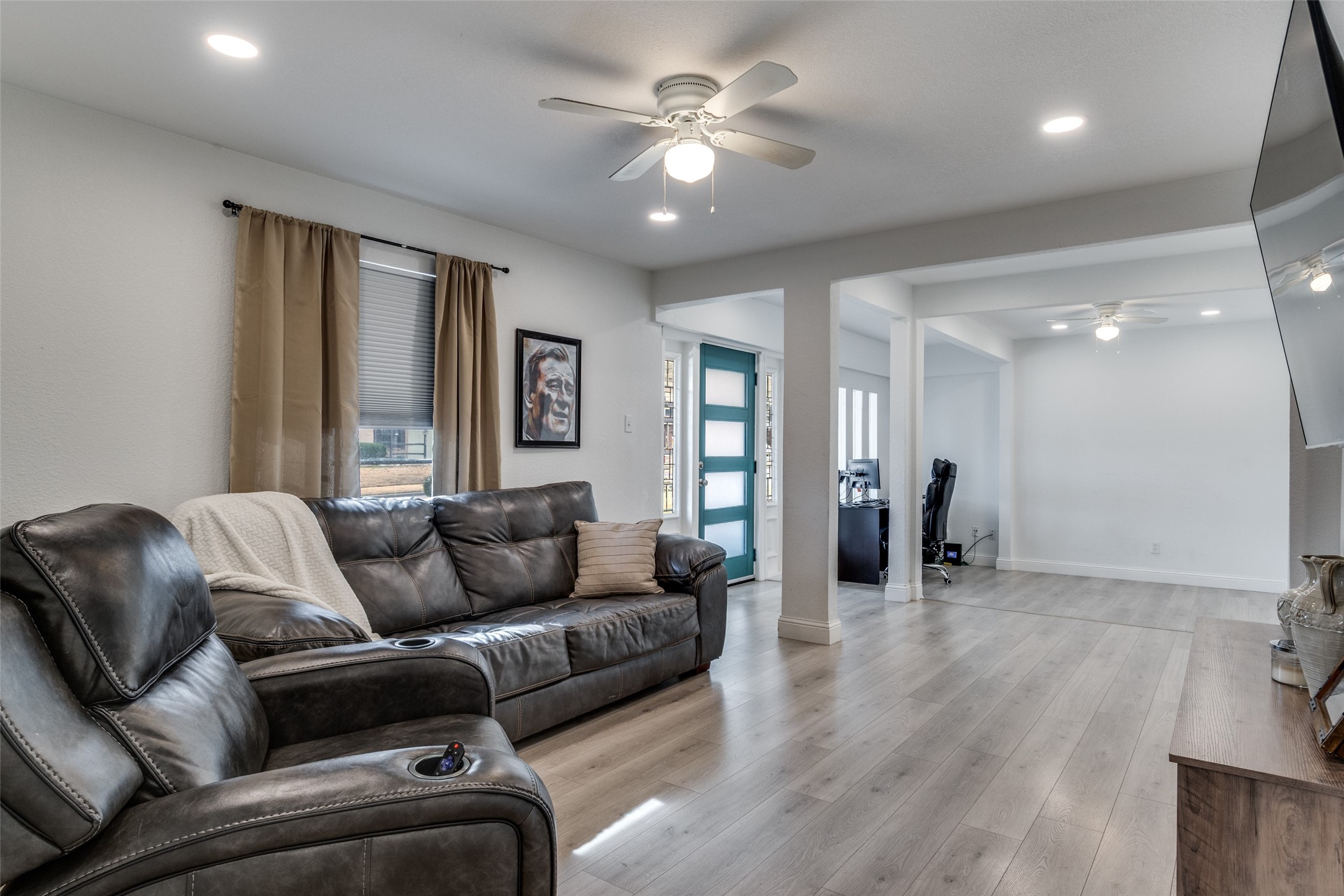 2711 San Diego Drive