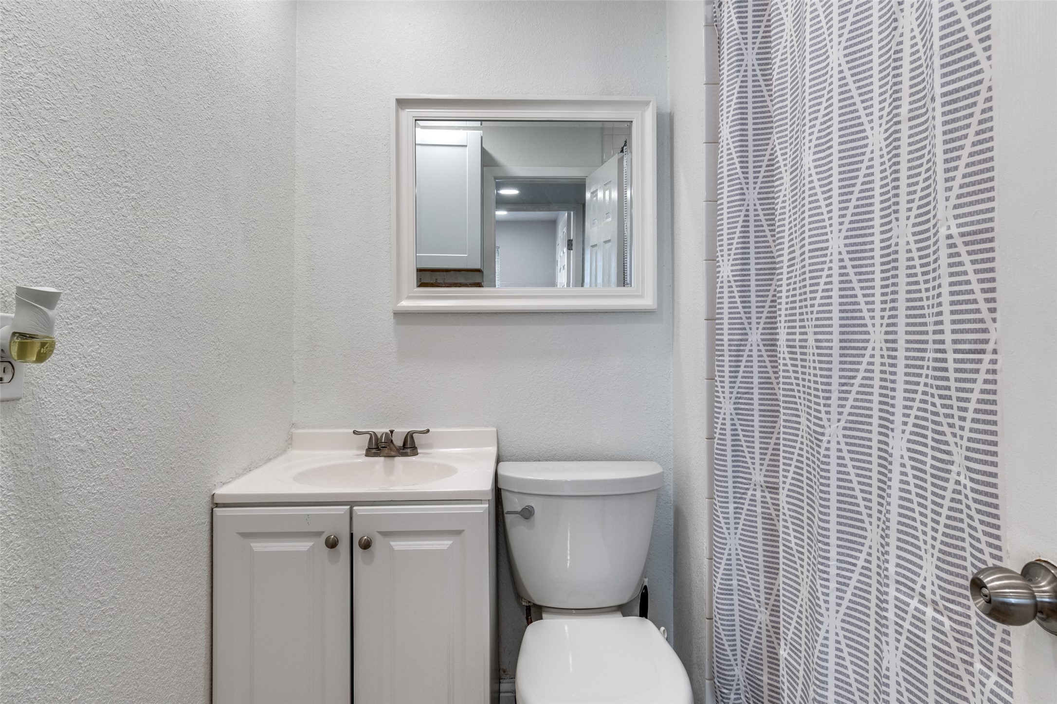 2711 San Diego Drive