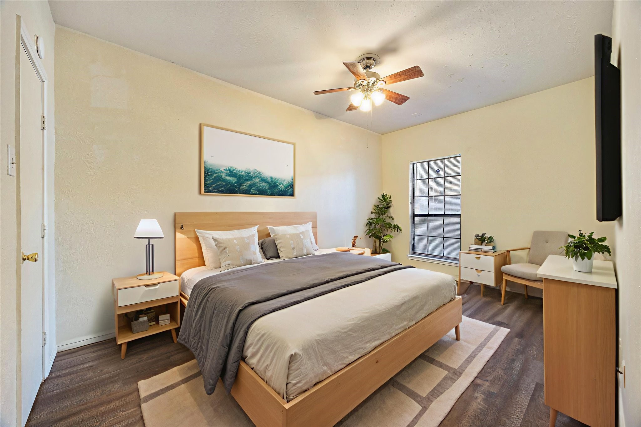 4422 Point Boulevard 110