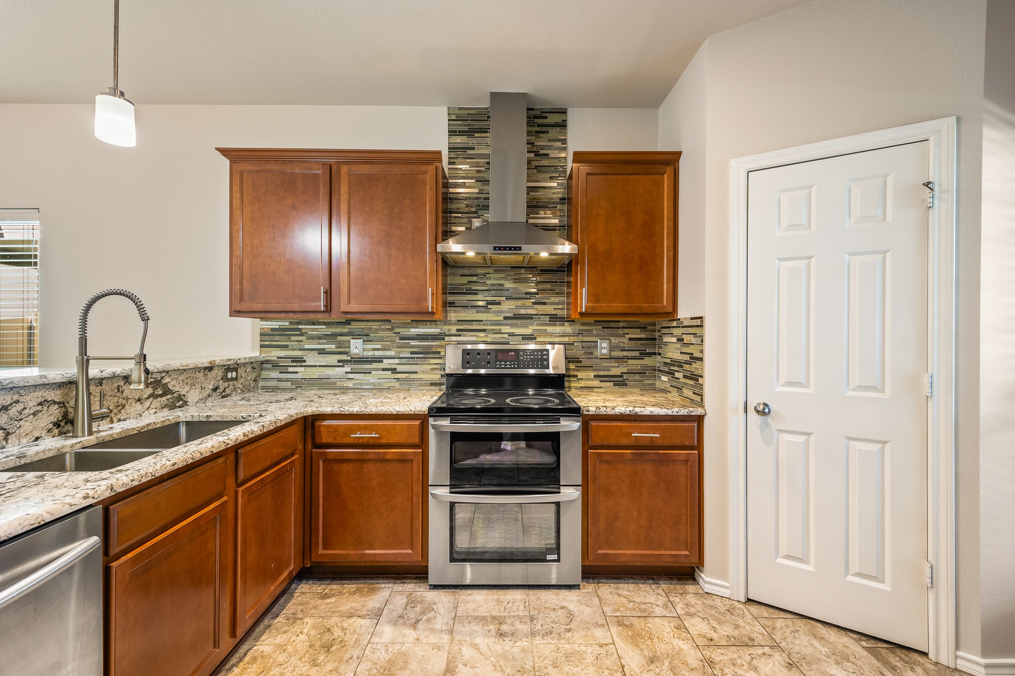 10969 Colonial Heights Lane