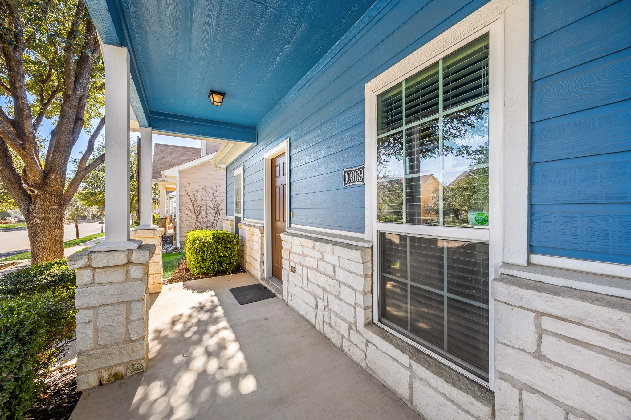 10969 Colonial Heights Lane