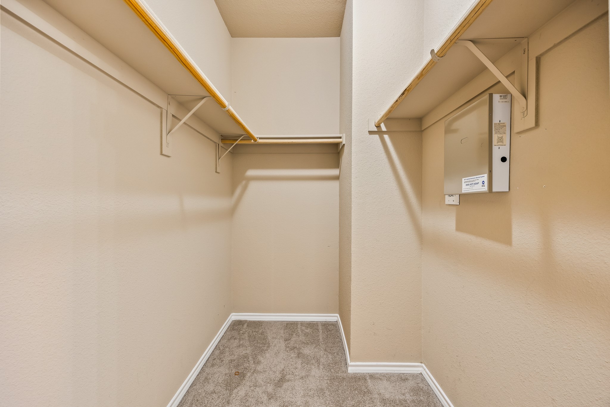 10969 Colonial Heights Lane