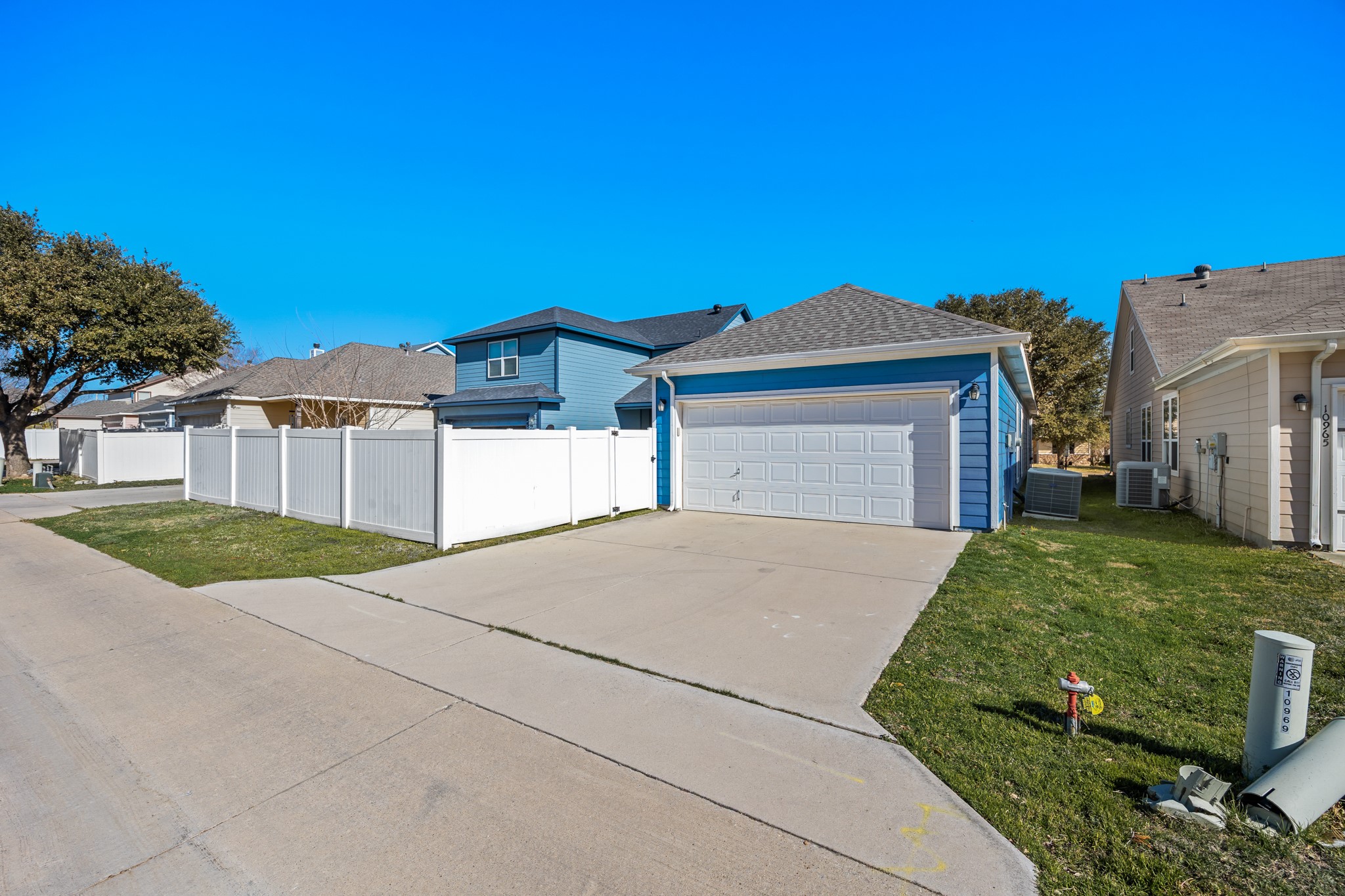 10969 Colonial Heights Lane