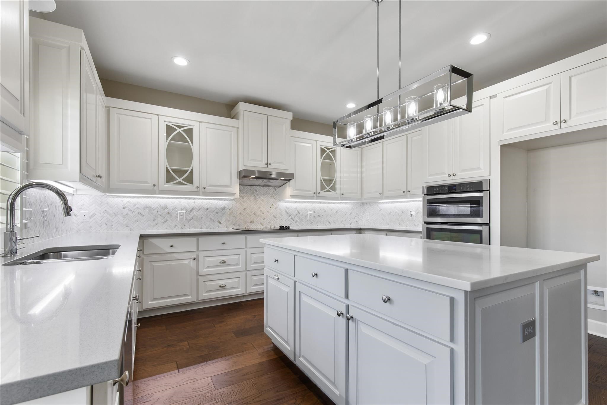3813 Melrose Trail
