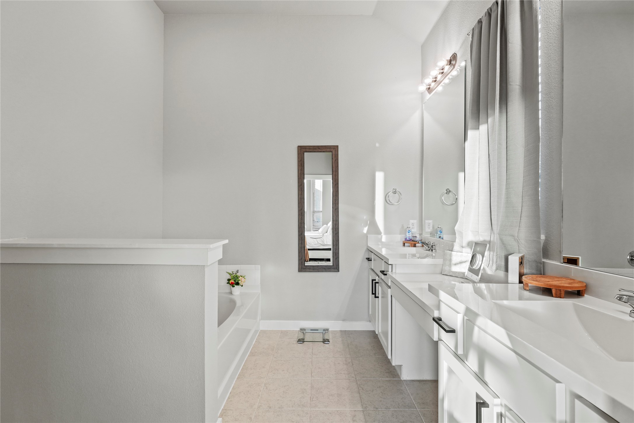 1613 Yellowstone Drive