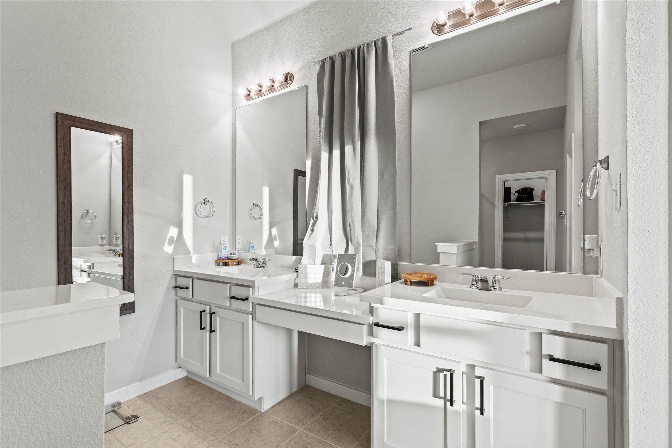 1613 Yellowstone Drive