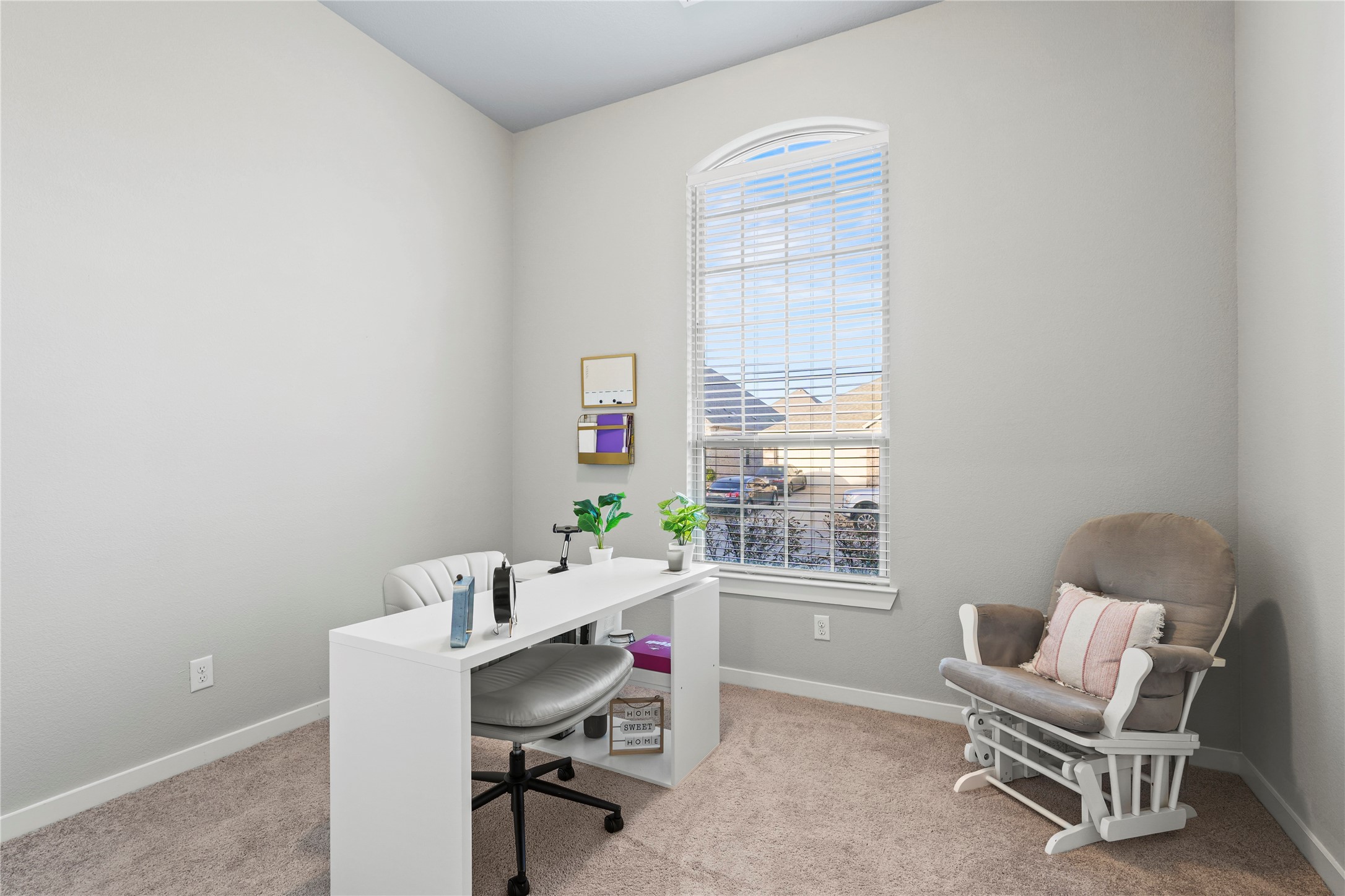 1613 Yellowstone Drive