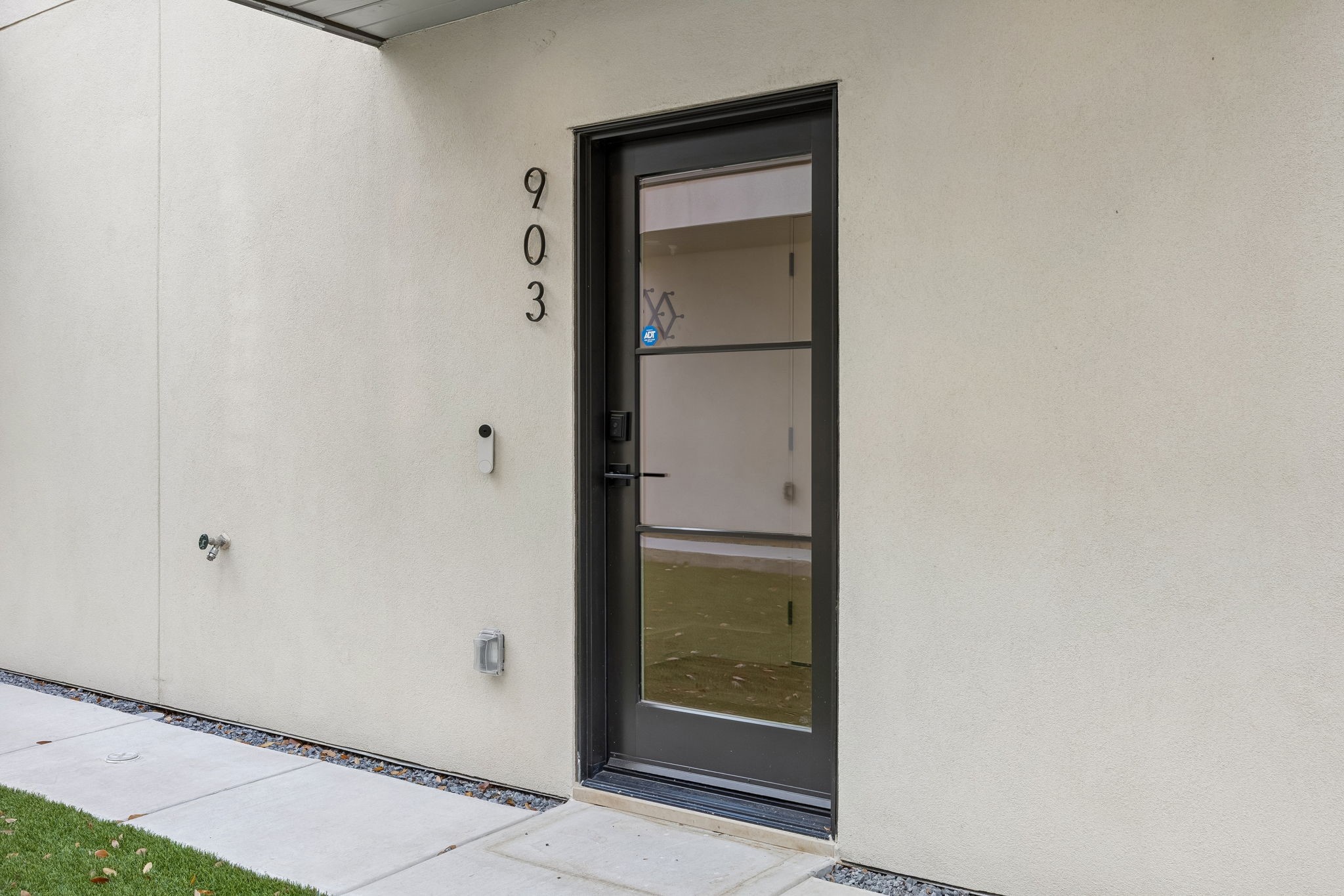 7207 Gaston Avenue 903