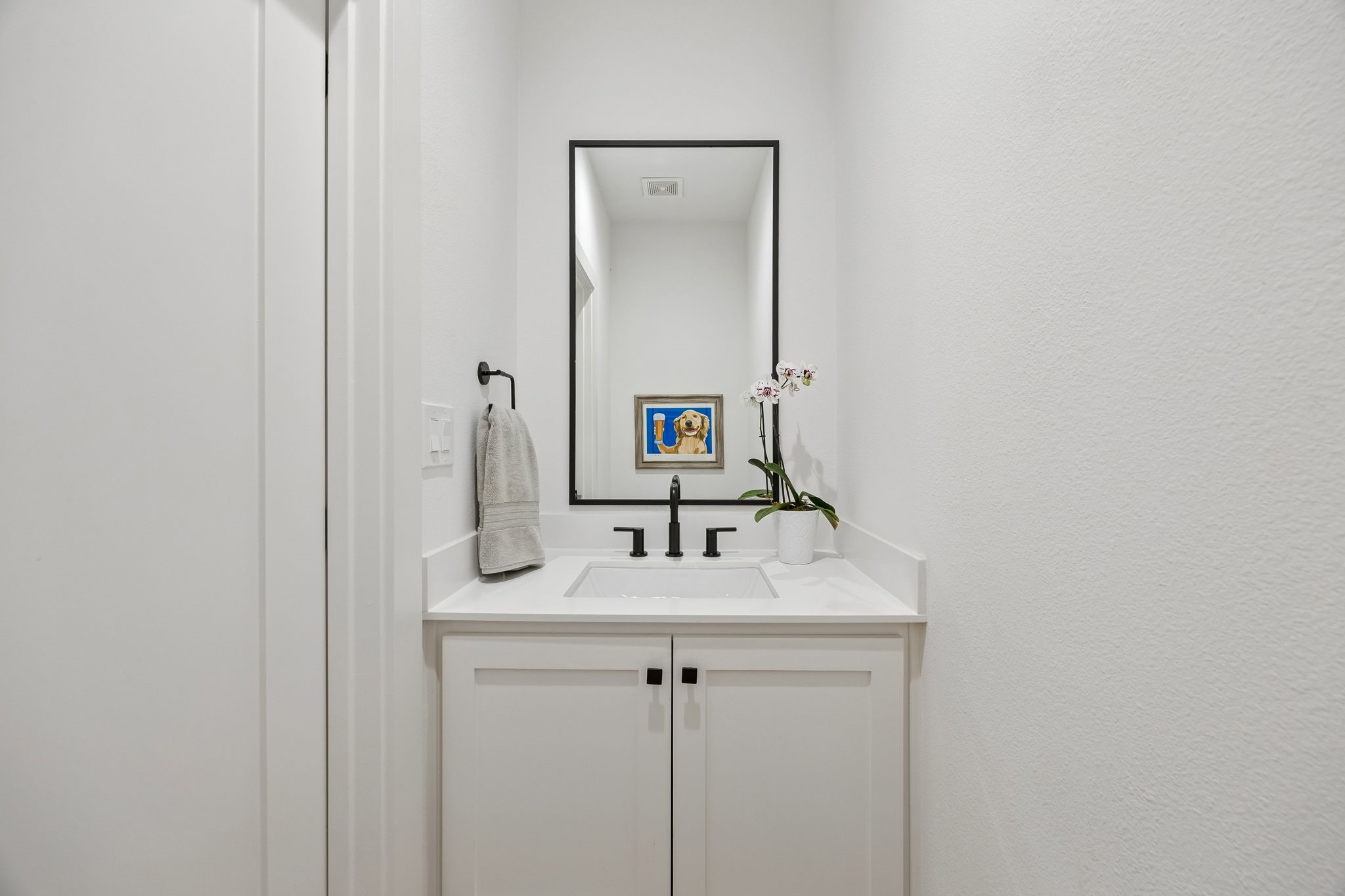 7207 Gaston Avenue 903