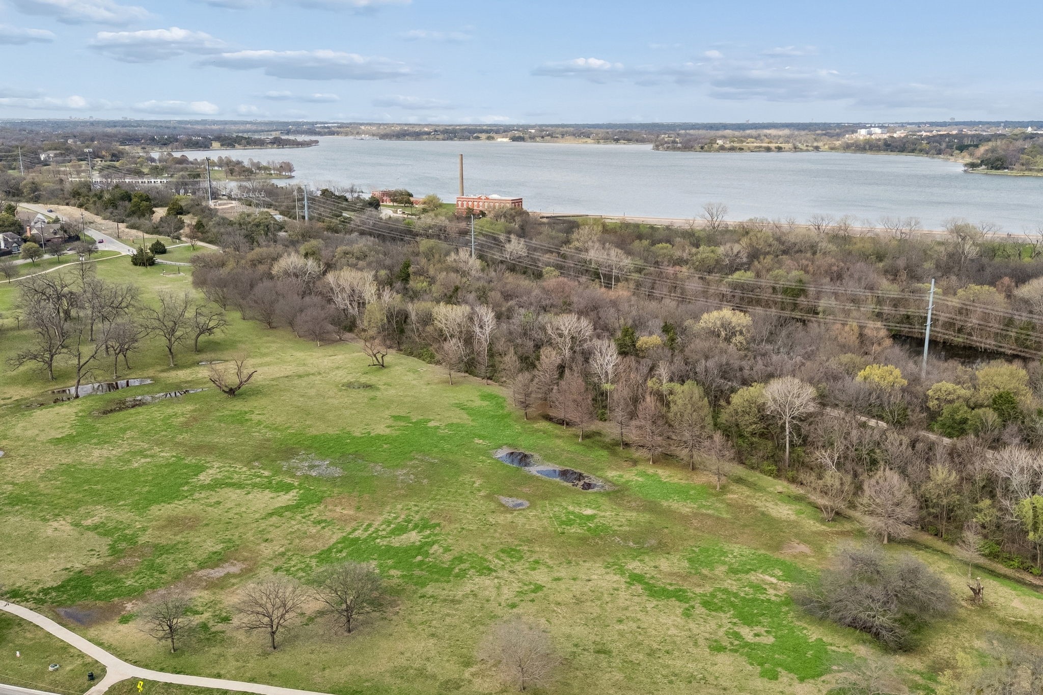 7207 Gaston Avenue 903