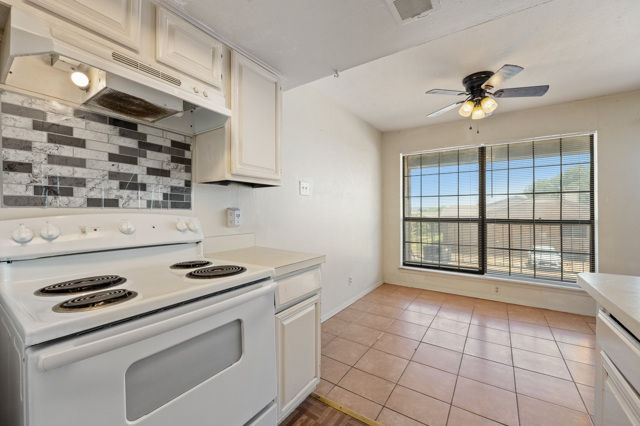 4460 Chaha Road 205