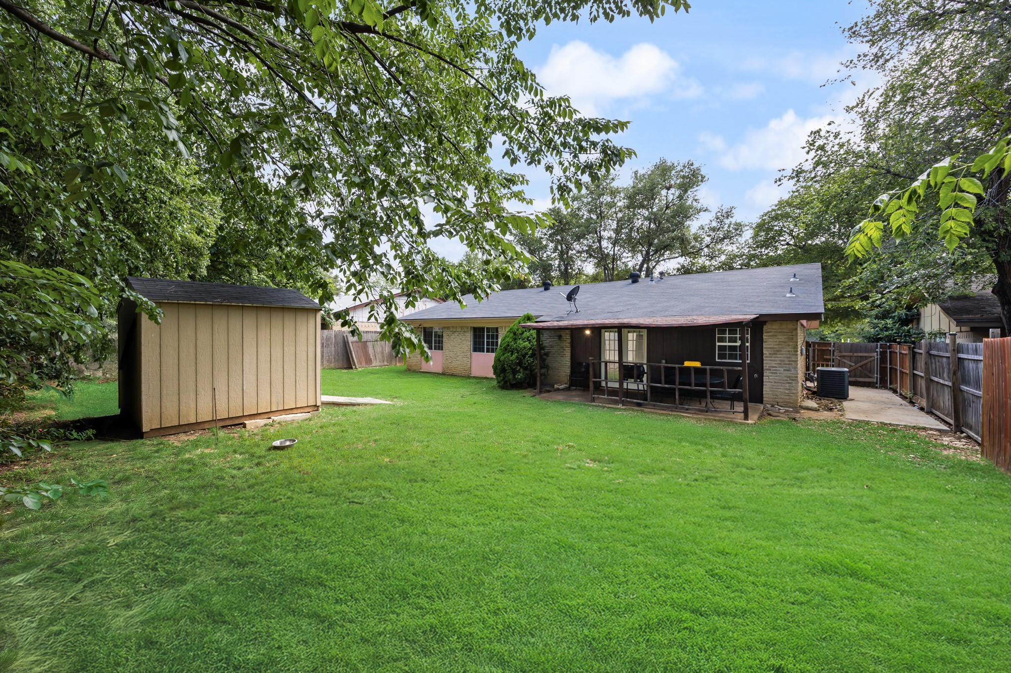 109 Ridgeway Circle