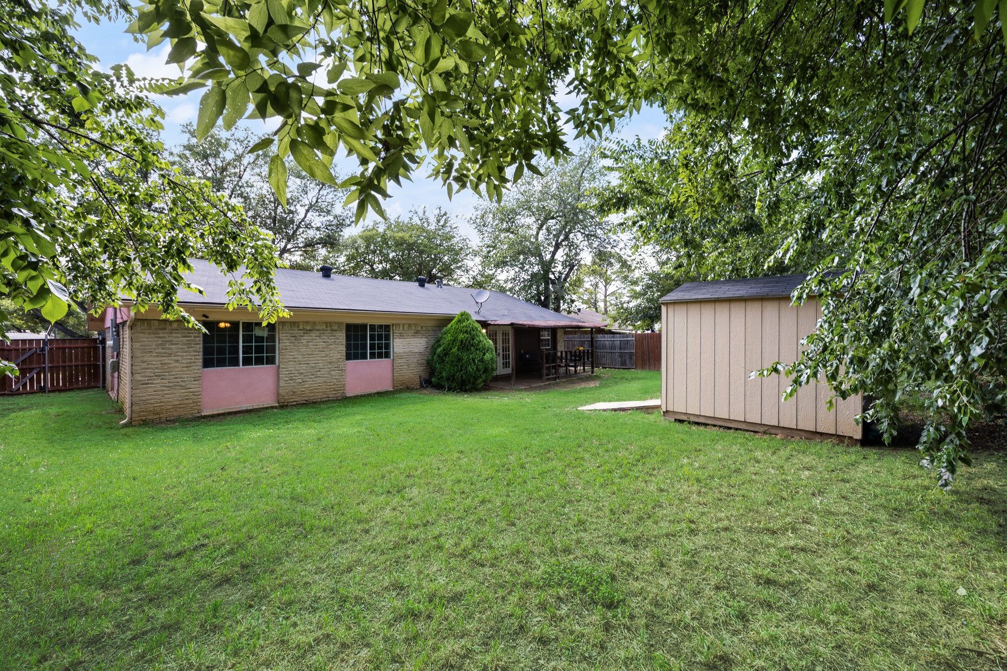 109 Ridgeway Circle