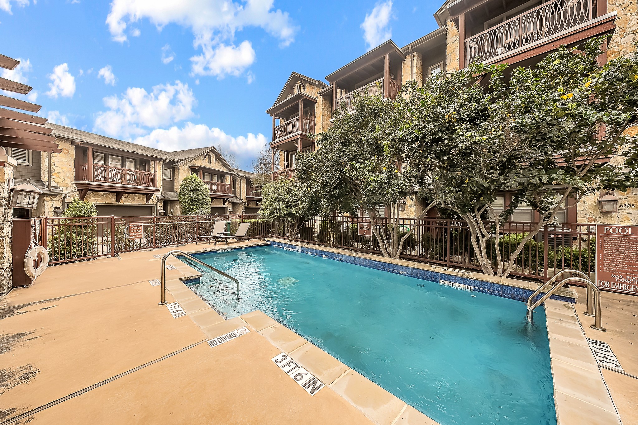 6350 Oriole Drive