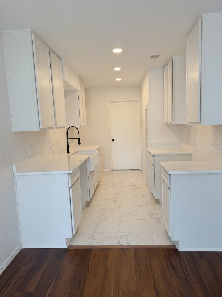 2204 W Park Boulevard 2901