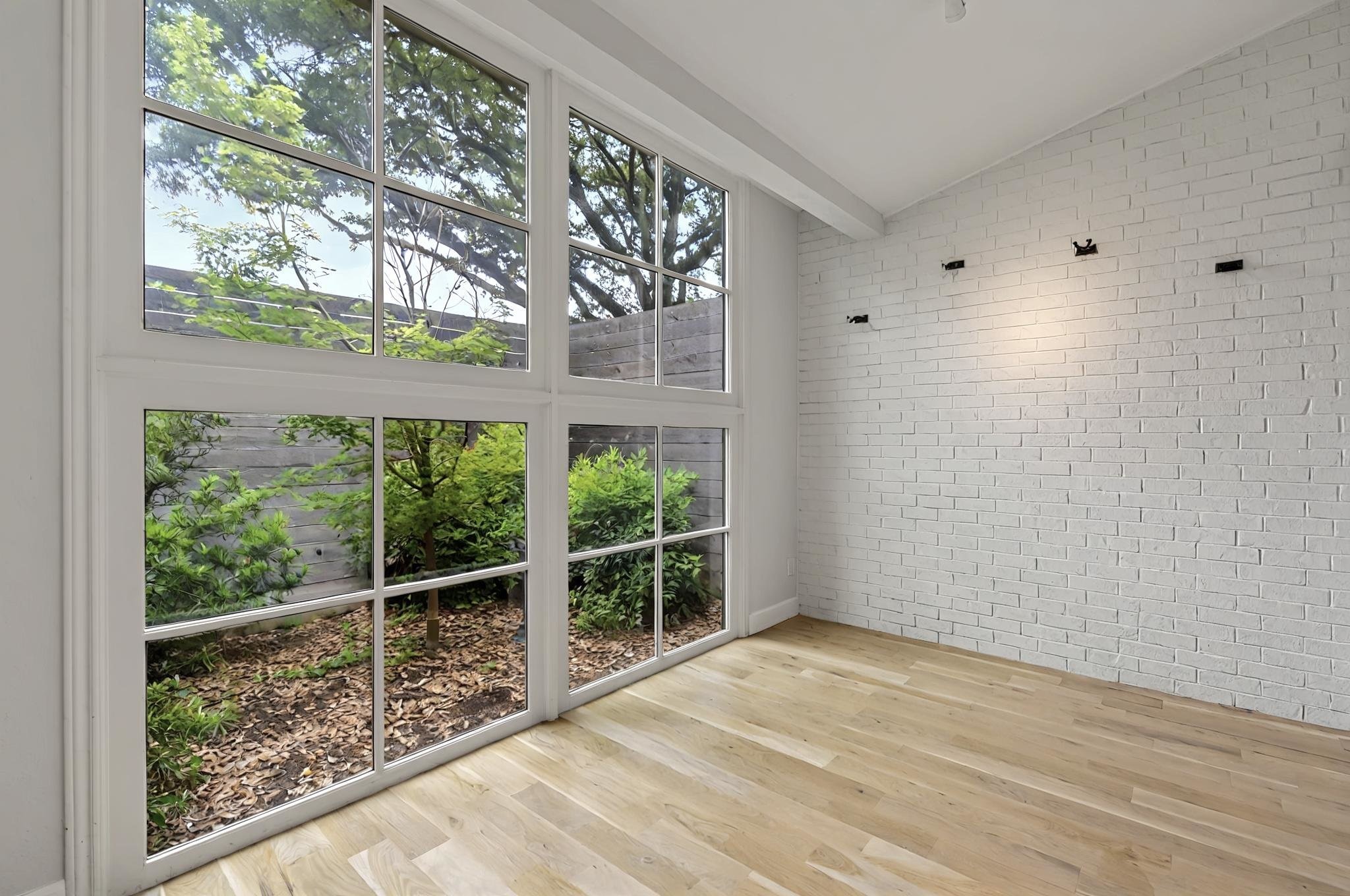 3701 Hulen Park Drive