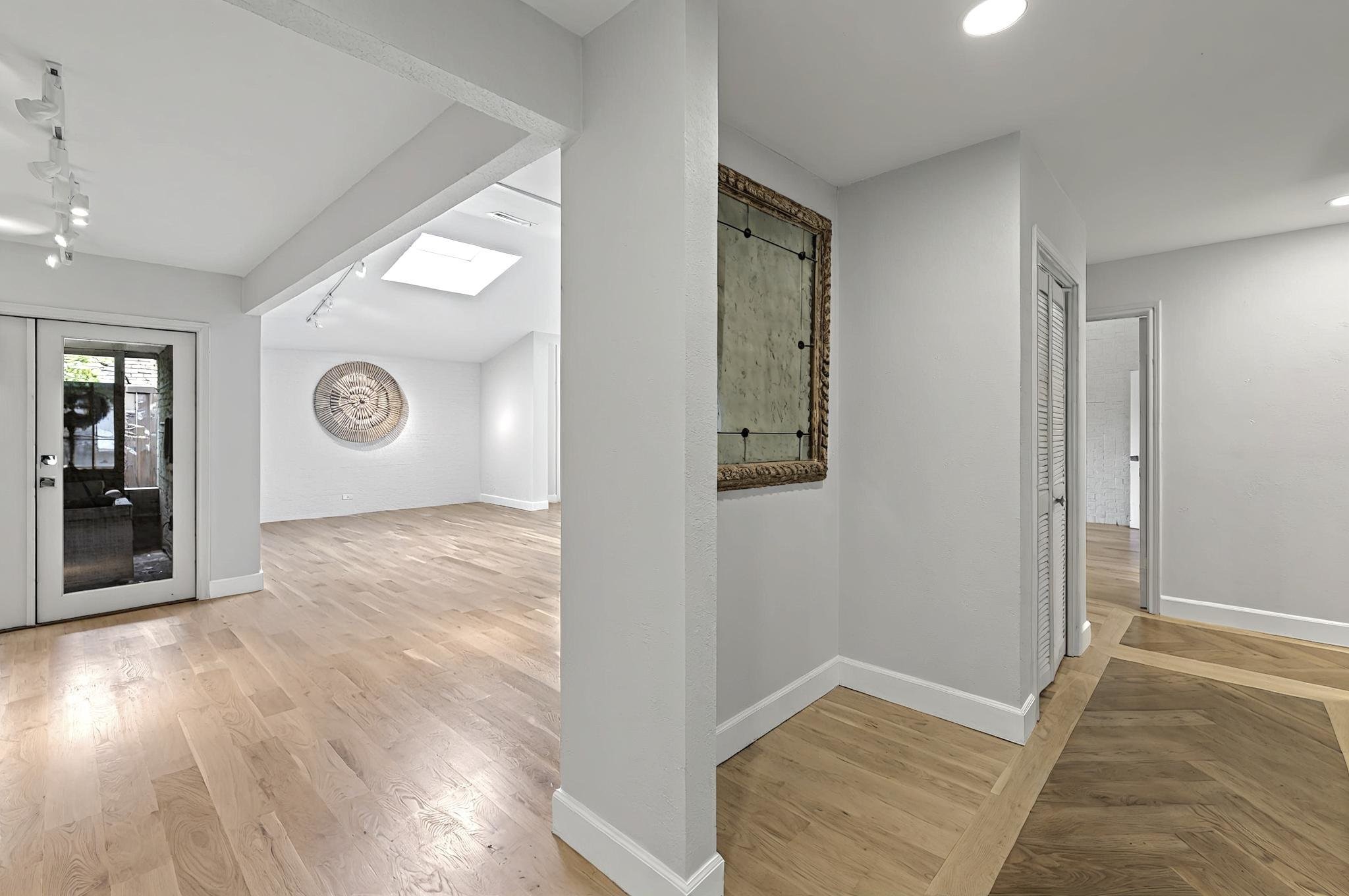 3701 Hulen Park Drive
