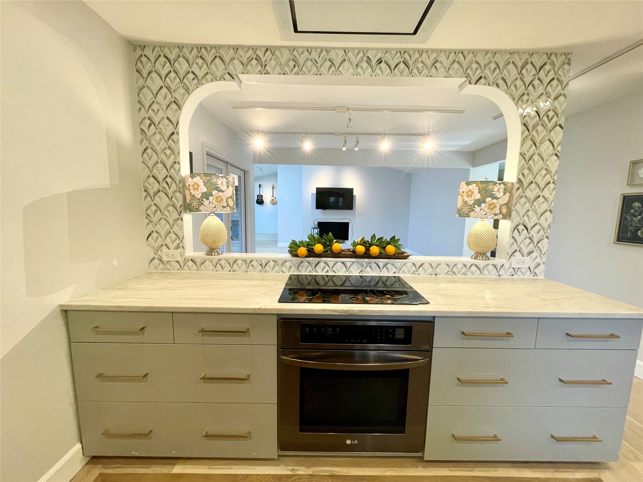 3701 Hulen Park Drive