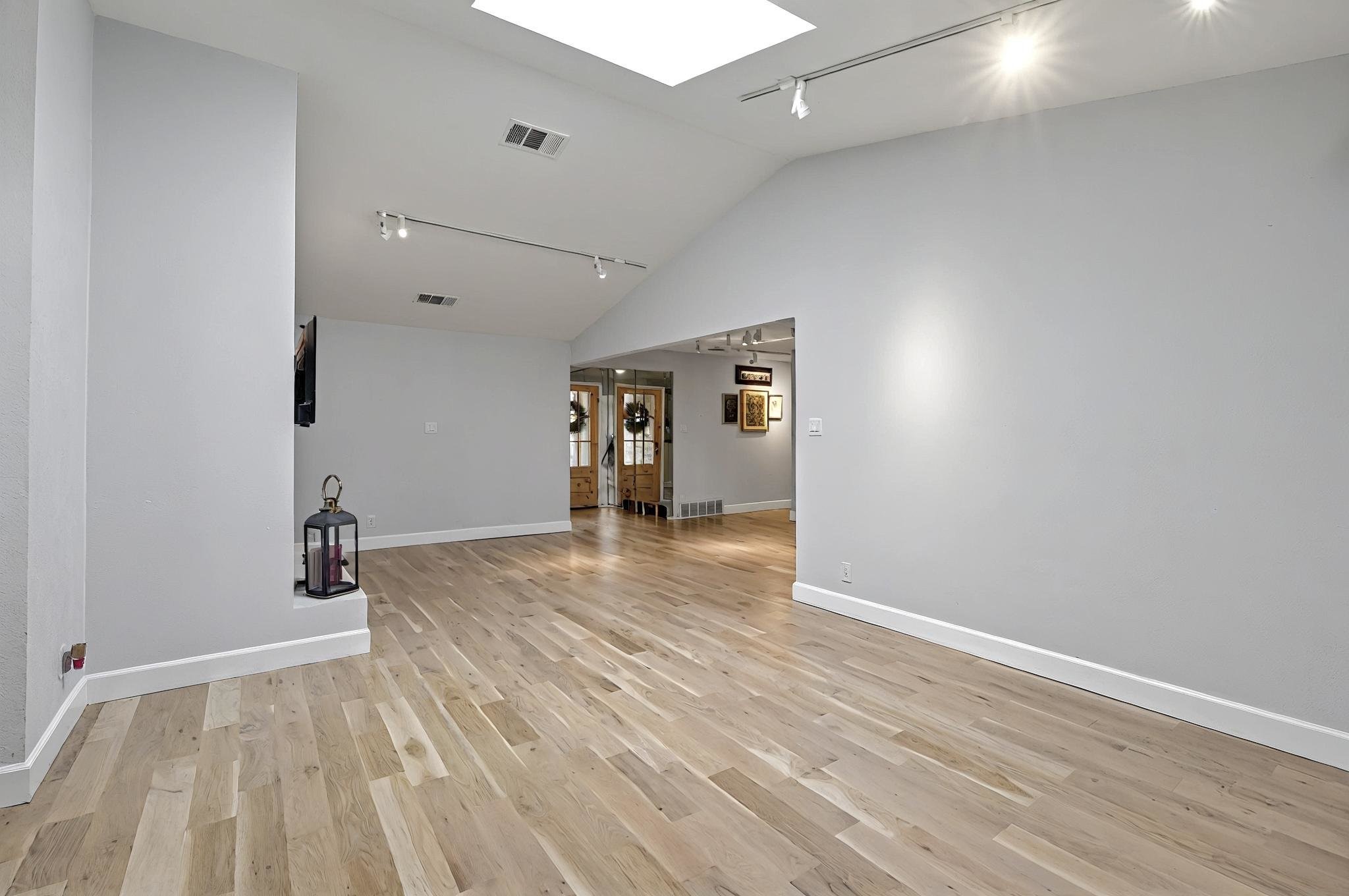 3701 Hulen Park Drive