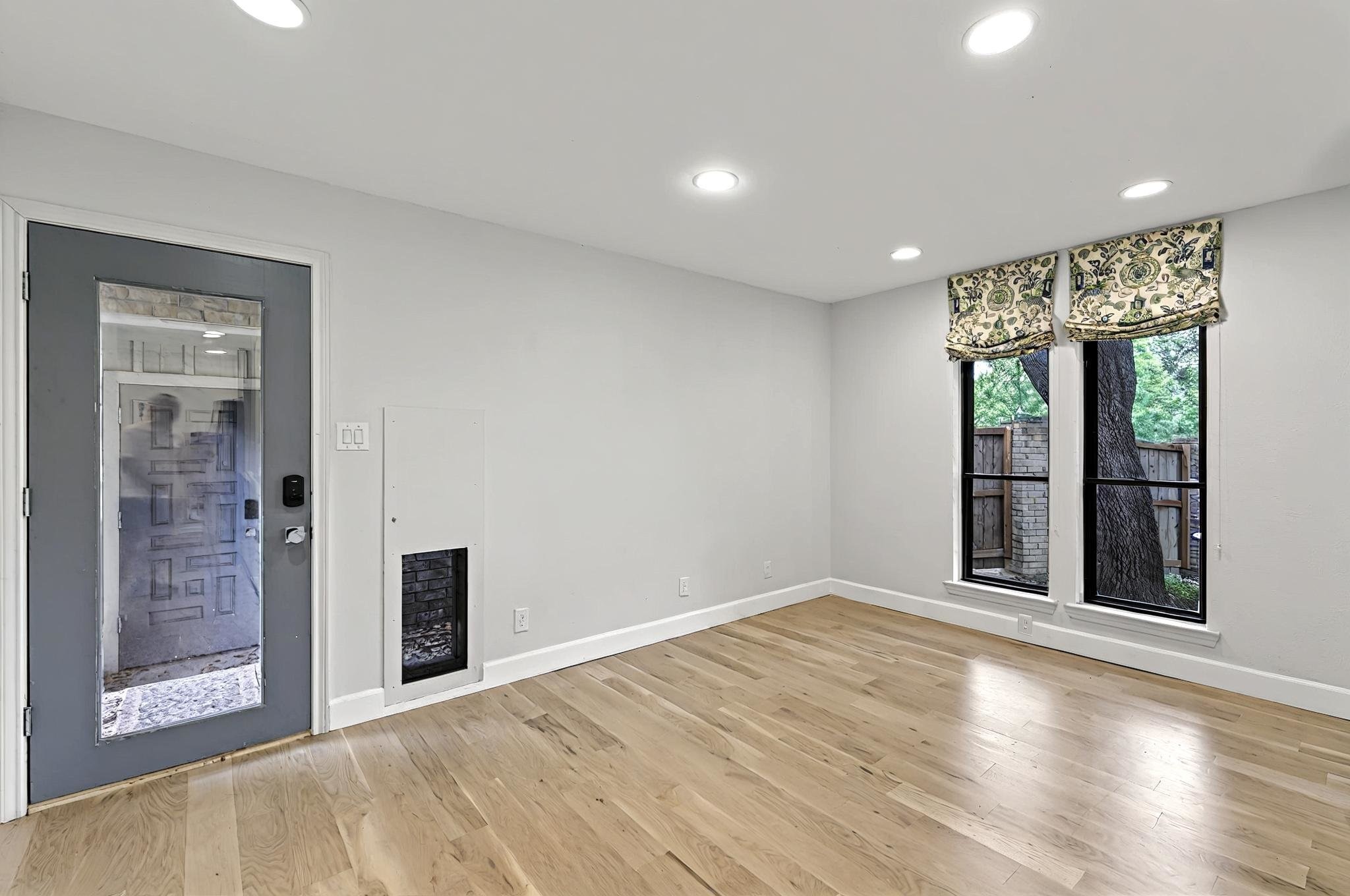 3701 Hulen Park Drive