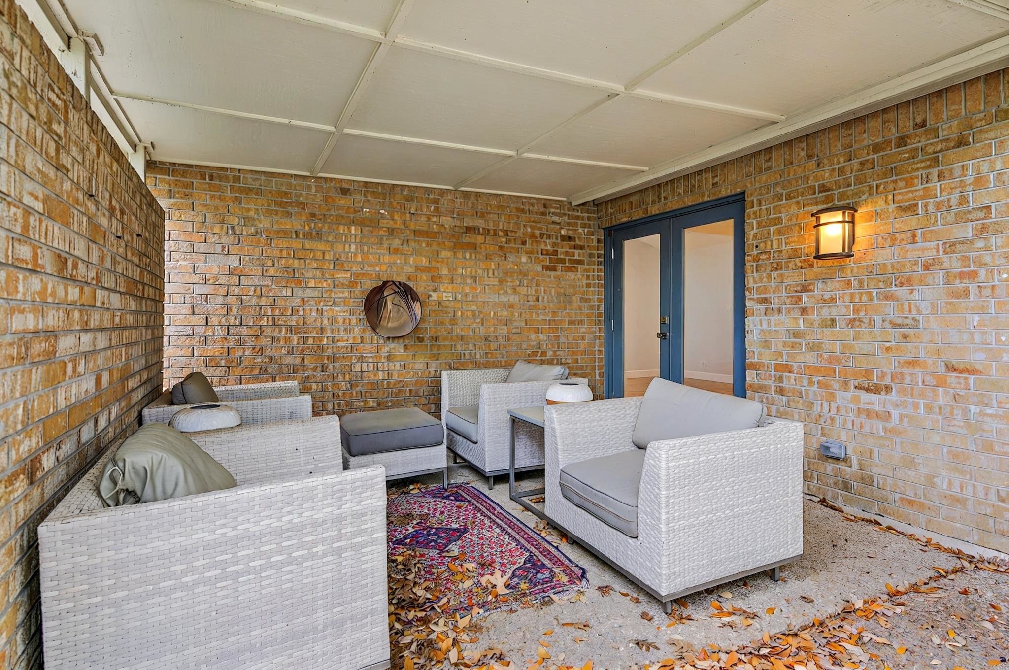 3701 Hulen Park Drive