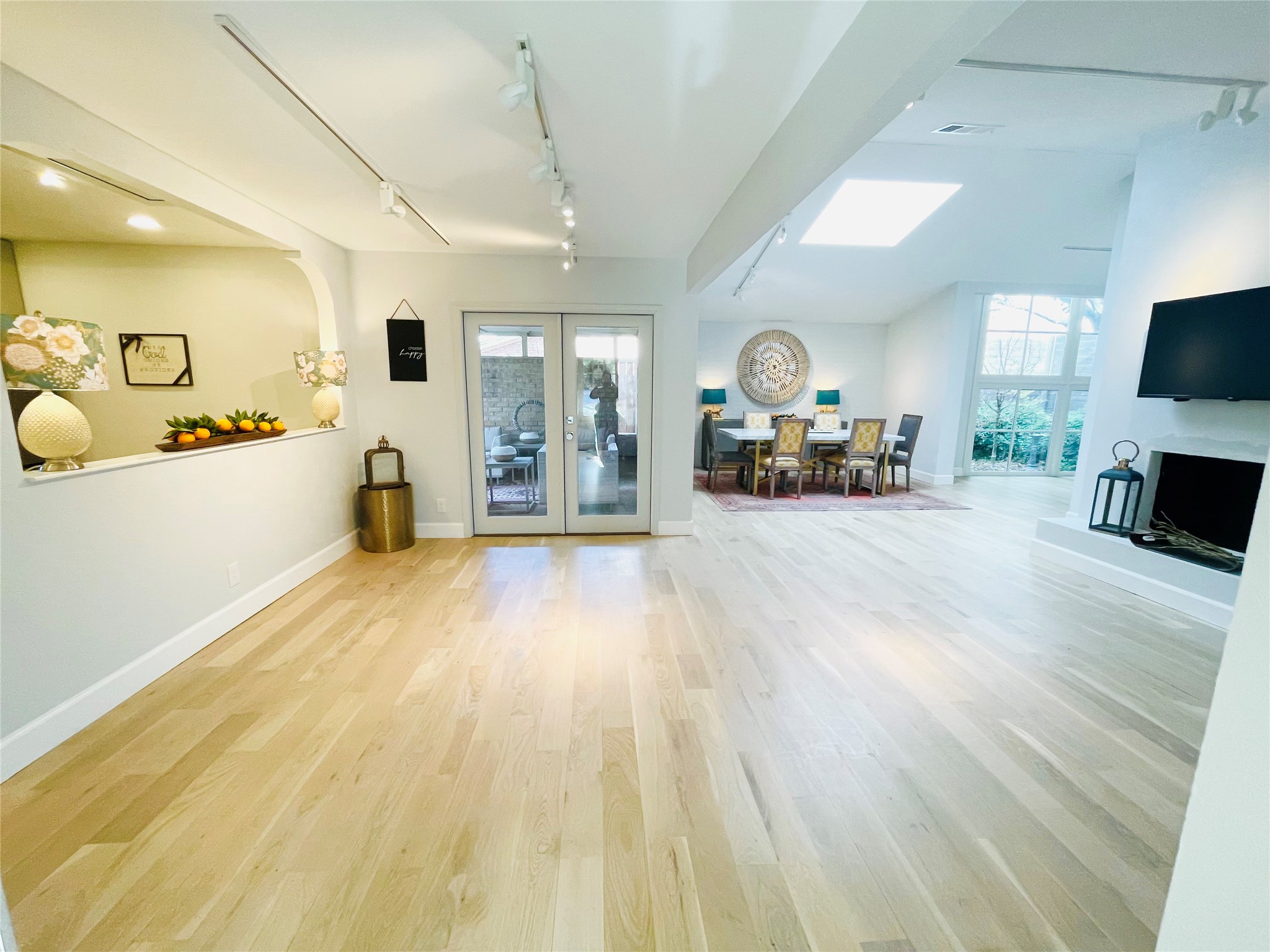 3701 Hulen Park Drive