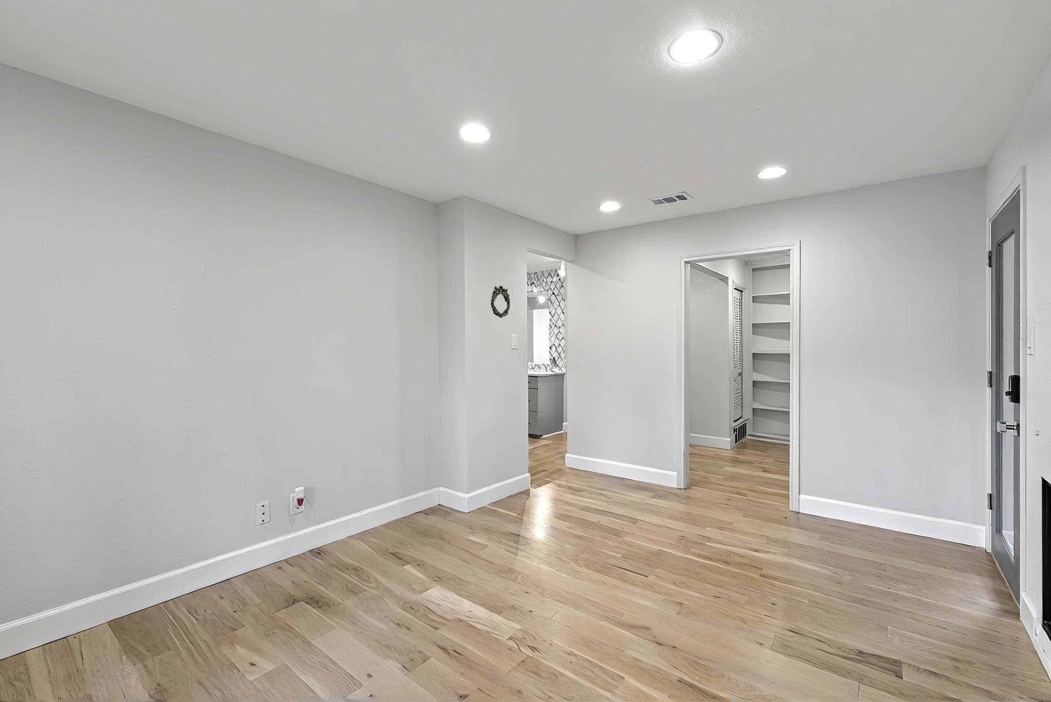 3701 Hulen Park Drive