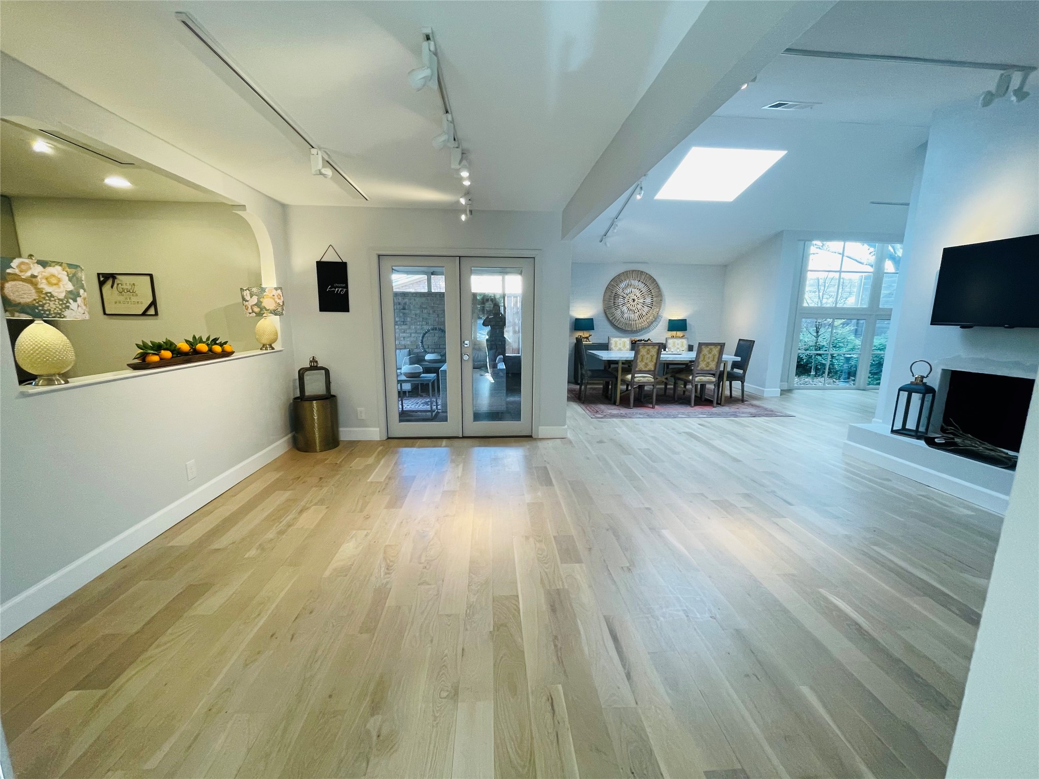 3701 Hulen Park Drive