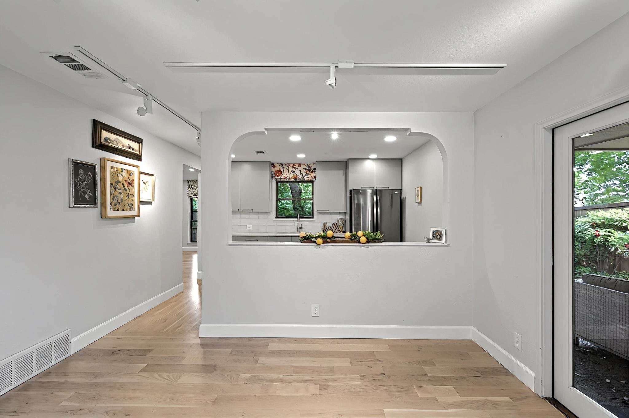 3701 Hulen Park Drive