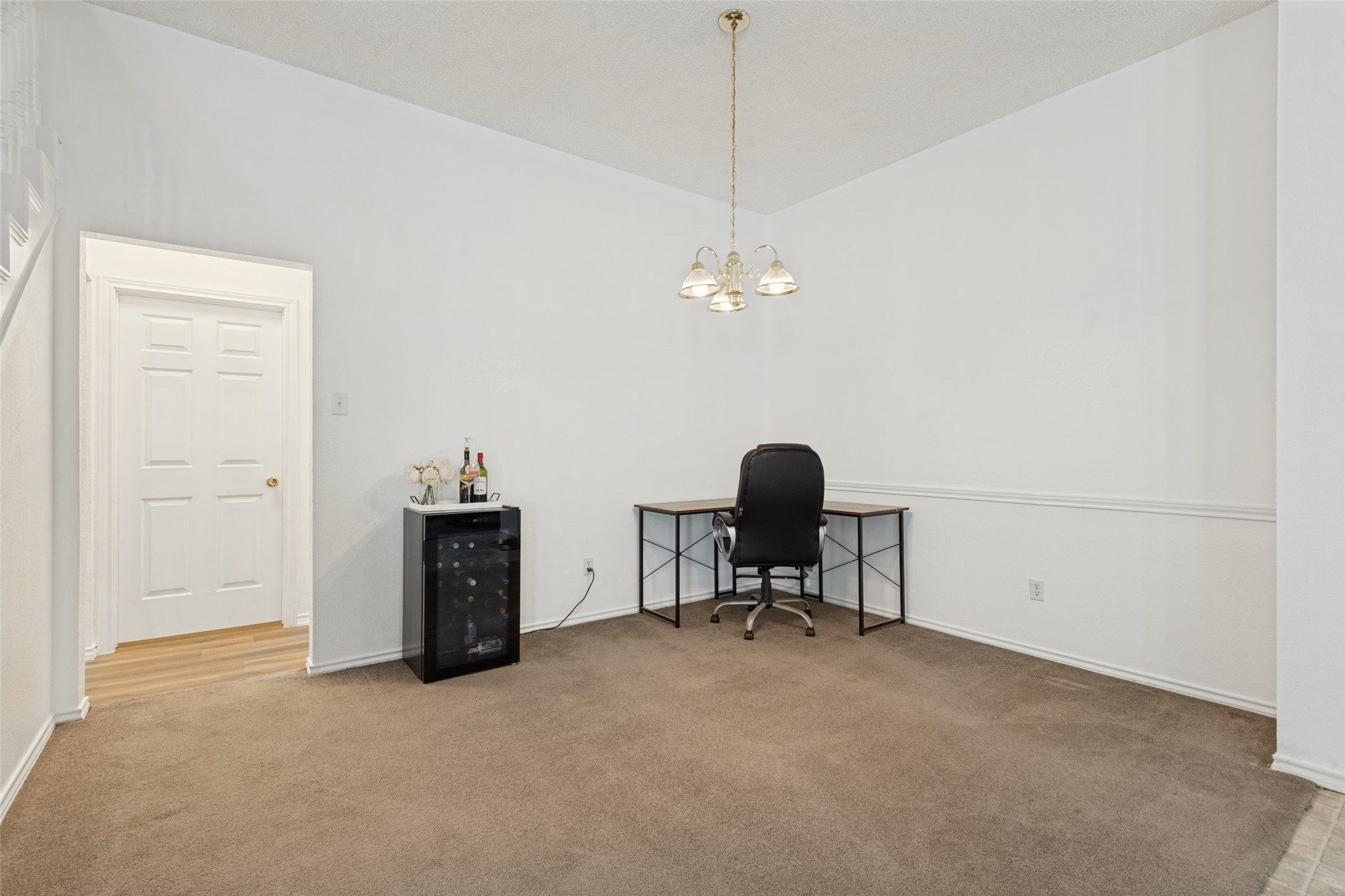 8914 Greenwood Trail