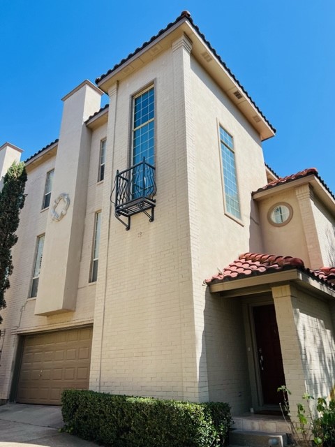 4504 Bowser Avenue A
